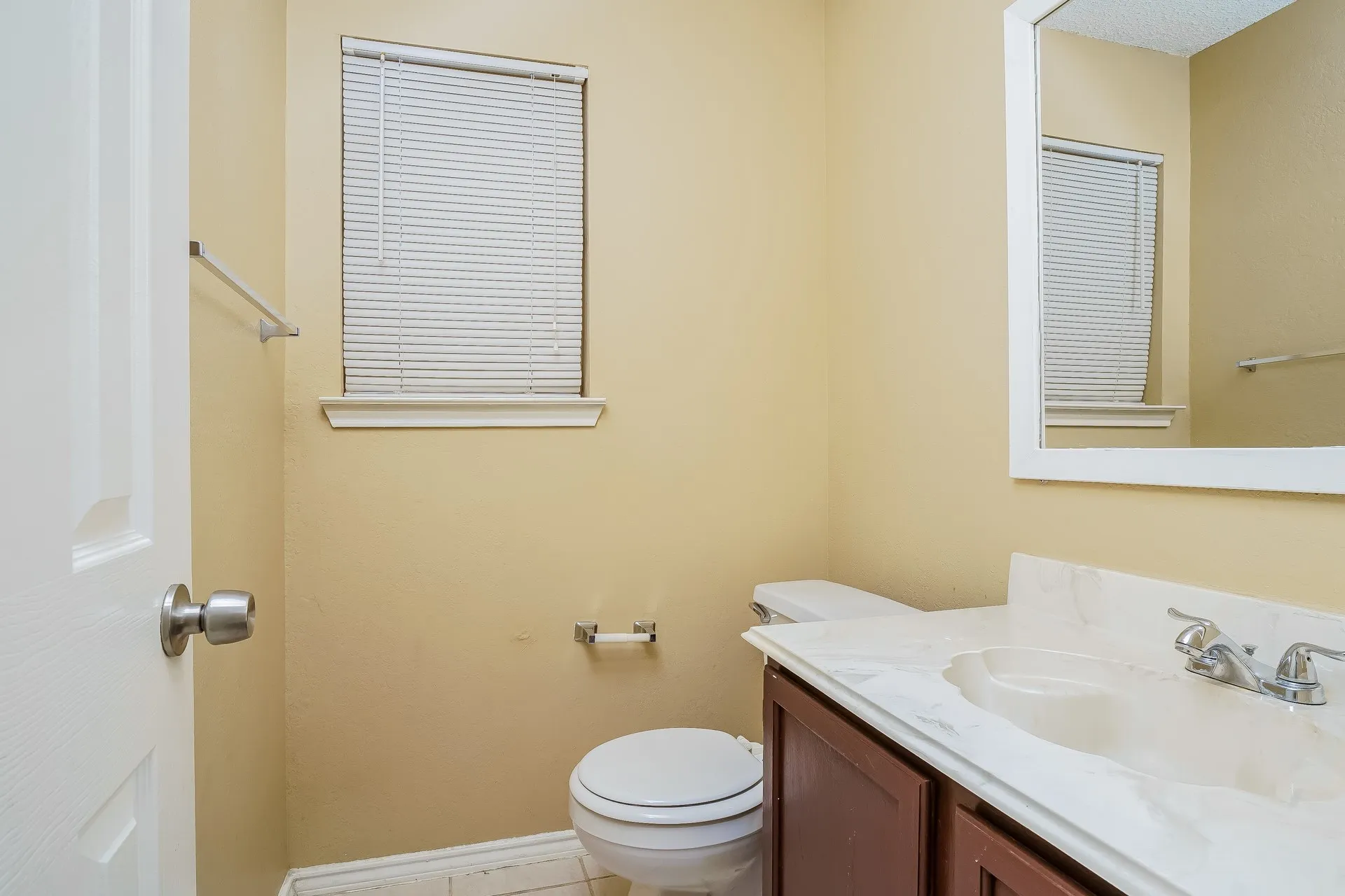 Single Family Residence For Rent in Dallas County , 3934 Cochise Drive, Balch Springs, Texas 75180, 4 Bedroom, 3 Bathroom, 2 Garage spaces, 1,766 Sqft, built in 1986, mls#21386183, Real Estate Agent in Balch Springs, Homes For Rent in Dallas county, Homes For Rent in Balch Springs, Realtor in Balch Springs Texas, Real Estate Brokerage Independent Realty Texas, Luminita Cordes Realtor