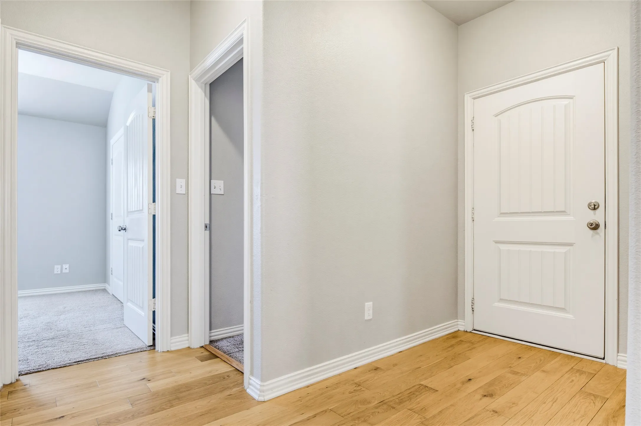 Single Family Residence For Rent in Grayson County , 3715 Brookstone Drive, Sherman, Texas 75092, 3 Bedroom, 2 Bathroom, 2 Garage spaces, 1,577 Sqft, built in 2018, mls#21386194, Real Estate Agent in Sherman, Homes For Rent in Grayson county, Homes For Rent in Sherman, Realtor in Sherman Texas, Real Estate Brokerage Independent Realty Texas, Luminita Cordes Realtor