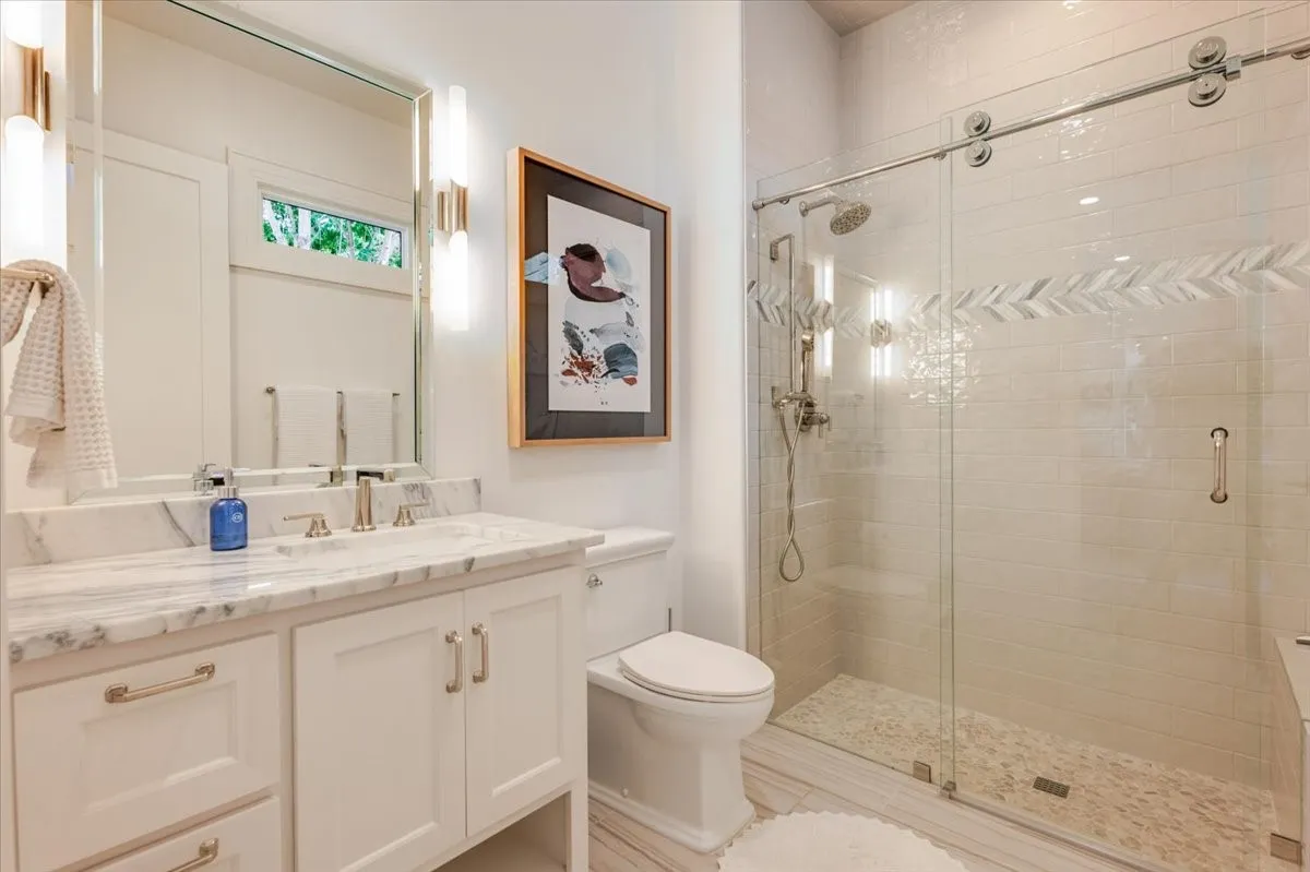 Single Family Residence For Sale in Palo Pinto County , 1011 Possum Point, Graford, Texas 76449, 5 Bedroom, 5 Bathroom, 2 Garage spaces, 5,362 Sqft, built in 2021, mls#21385630, Real Estate Agent in Graford, Homes For Sale in Palo Pinto county, Homes For Sale in Graford, Realtor in Graford Texas, Real Estate Brokerage Independent Realty Texas, Luminita Cordes Realtor