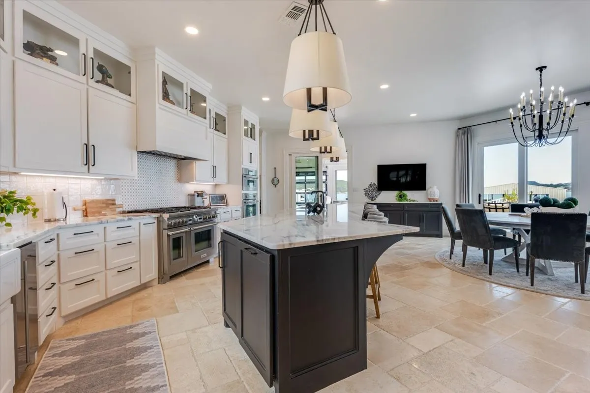 Single Family Residence For Sale in Palo Pinto County , 1011 Possum Point, Graford, Texas 76449, 5 Bedroom, 5 Bathroom, 2 Garage spaces, 5,362 Sqft, built in 2021, mls#21385630, Real Estate Agent in Graford, Homes For Sale in Palo Pinto county, Homes For Sale in Graford, Realtor in Graford Texas, Real Estate Brokerage Independent Realty Texas, Luminita Cordes Realtor