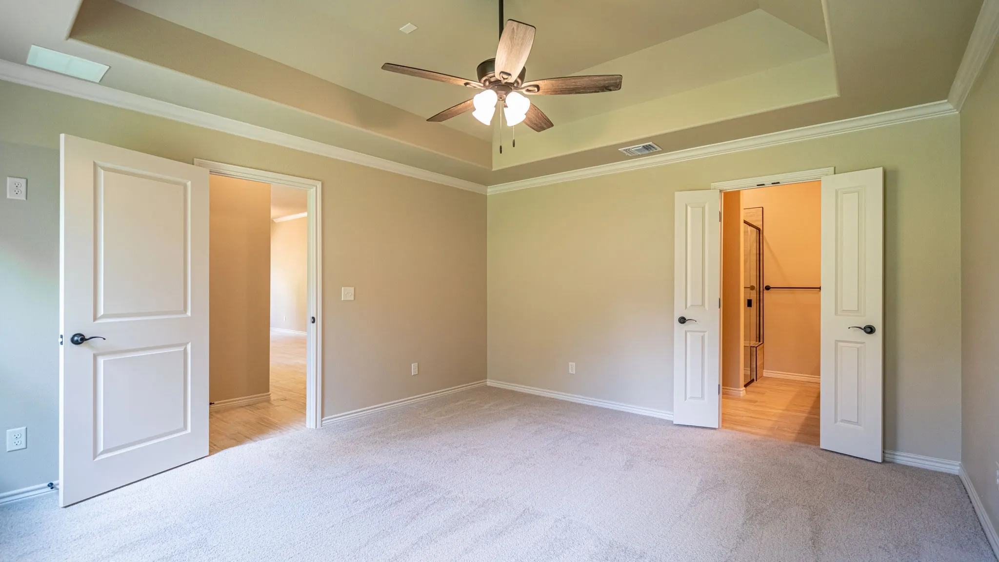 Single Family Residence For Sale in Hood County , 2714 Austin Drive, Granbury, Texas 76048, 3 Bedroom, 2 Bathroom, 2 Garage spaces, 1,547 Sqft, built in 2025, mls#21386195, Real Estate Agent in Granbury, Homes For Sale in Hood county, Homes For Sale in Granbury, Realtor in Granbury Texas, Real Estate Brokerage Independent Realty Texas, Luminita Cordes Realtor