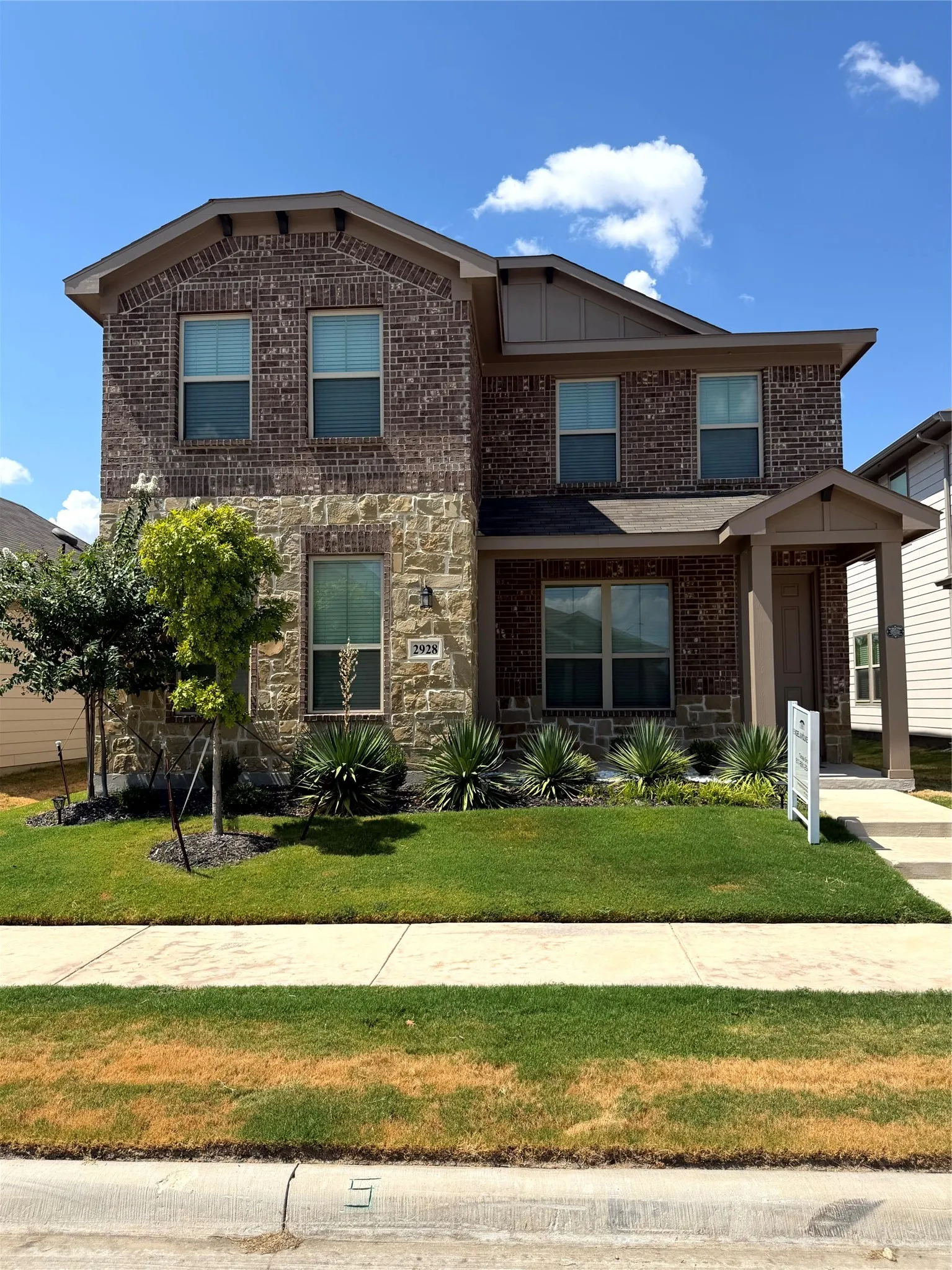 Single Family Residence For Rent in Tarrant County , 2928 Brittlebush Drive, Fort Worth, Texas 76108, 4 Bedroom, 3 Bathroom, 2 Garage spaces, 2,672 Sqft, built in 2024, mls#21386052, Real Estate Agent in Fort Worth, Homes For Rent in Tarrant county, Homes For Rent in Fort Worth, Realtor in Fort Worth Texas, Real Estate Brokerage Independent Realty Texas, Luminita Cordes Realtor