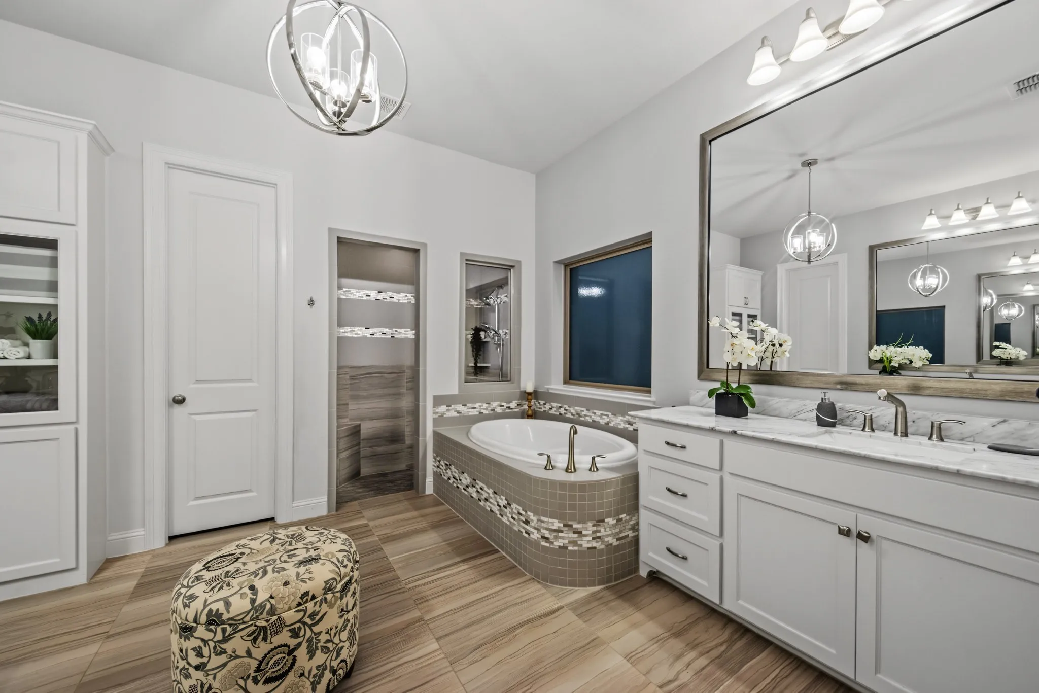 Single Family Residence For Sale in Denton County , 3509 Sutton Drive, Flower Mound, Texas 75028, 5 Bedroom, 6 Bathroom, 3 Garage spaces, 4,497 Sqft, built in 2016, mls#21386191, Real Estate Agent in Flower Mound, Homes For Sale in Denton county, Homes For Sale in Flower Mound, Realtor in Flower Mound Texas, Real Estate Brokerage Independent Realty Texas, Luminita Cordes Realtor