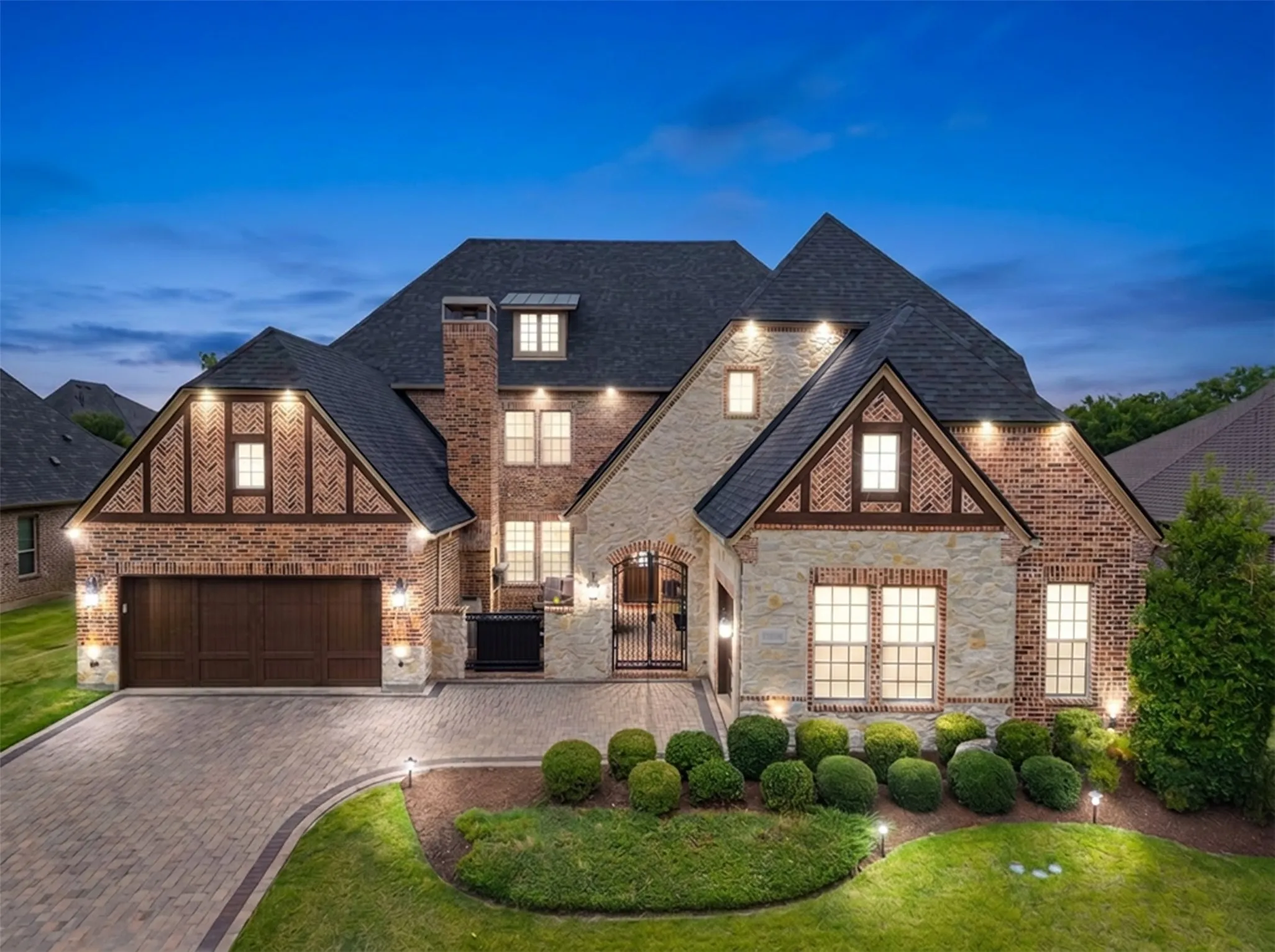 Single Family Residence For Sale in Denton County , 3509 Sutton Drive, Flower Mound, Texas 75028, 5 Bedroom, 6 Bathroom, 3 Garage spaces, 4,497 Sqft, built in 2016, mls#21386191, Real Estate Agent in Flower Mound, Homes For Sale in Denton county, Homes For Sale in Flower Mound, Realtor in Flower Mound Texas, Real Estate Brokerage Independent Realty Texas, Luminita Cordes Realtor