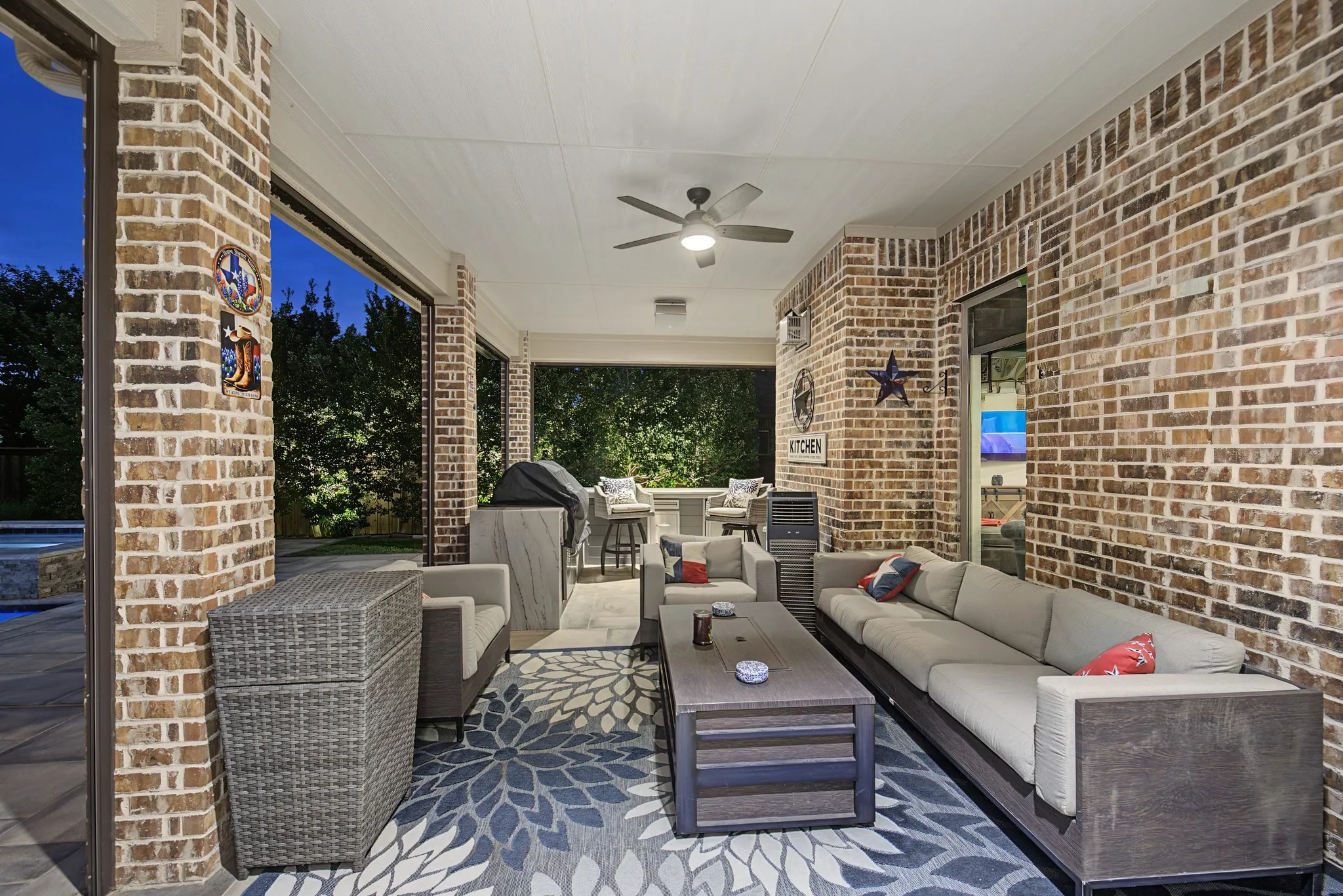 Single Family Residence For Sale in Denton County , 3509 Sutton Drive, Flower Mound, Texas 75028, 5 Bedroom, 6 Bathroom, 3 Garage spaces, 4,497 Sqft, built in 2016, mls#21386191, Real Estate Agent in Flower Mound, Homes For Sale in Denton county, Homes For Sale in Flower Mound, Realtor in Flower Mound Texas, Real Estate Brokerage Independent Realty Texas, Luminita Cordes Realtor