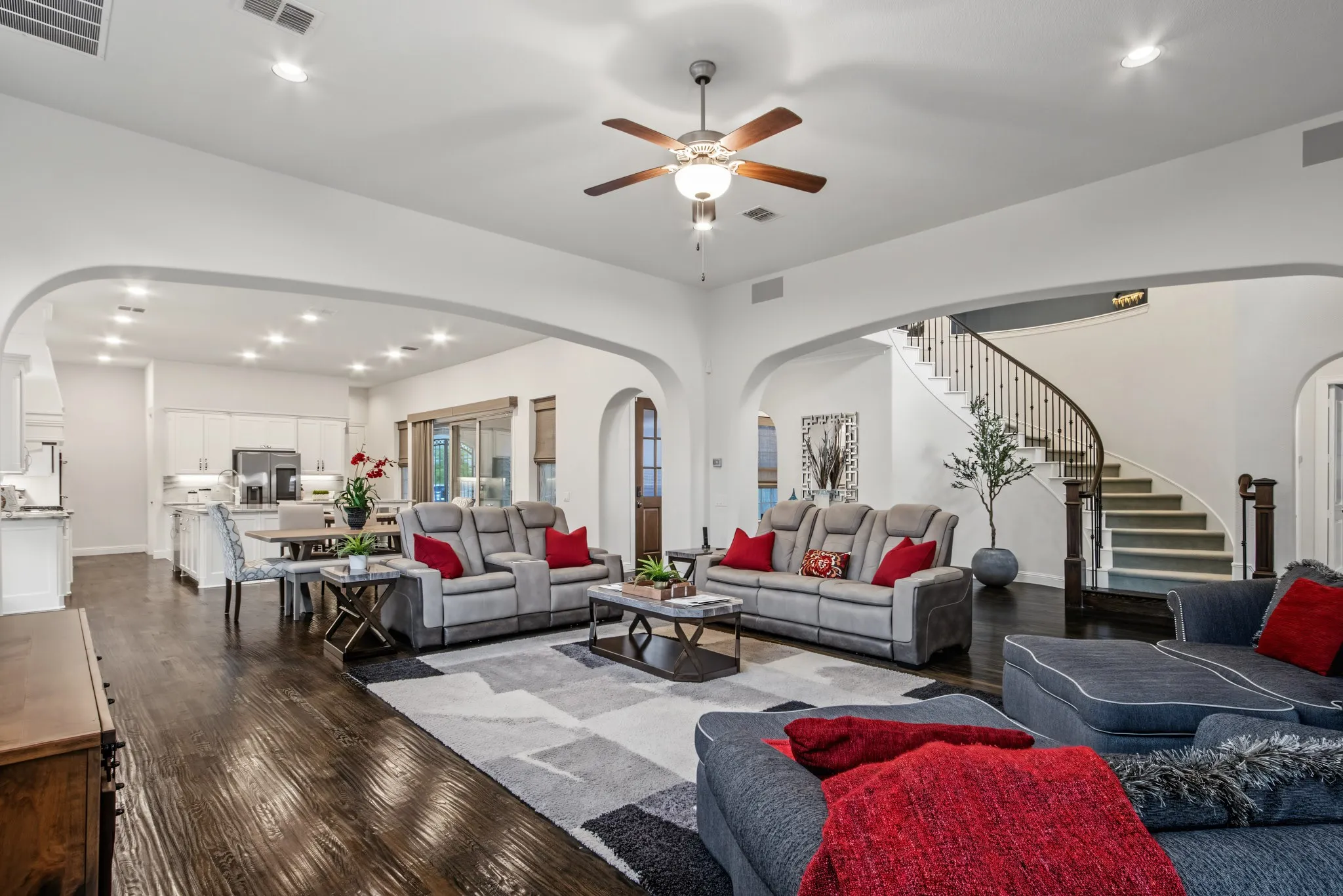 Single Family Residence For Sale in Denton County , 3509 Sutton Drive, Flower Mound, Texas 75028, 5 Bedroom, 6 Bathroom, 3 Garage spaces, 4,497 Sqft, built in 2016, mls#21386191, Real Estate Agent in Flower Mound, Homes For Sale in Denton county, Homes For Sale in Flower Mound, Realtor in Flower Mound Texas, Real Estate Brokerage Independent Realty Texas, Luminita Cordes Realtor