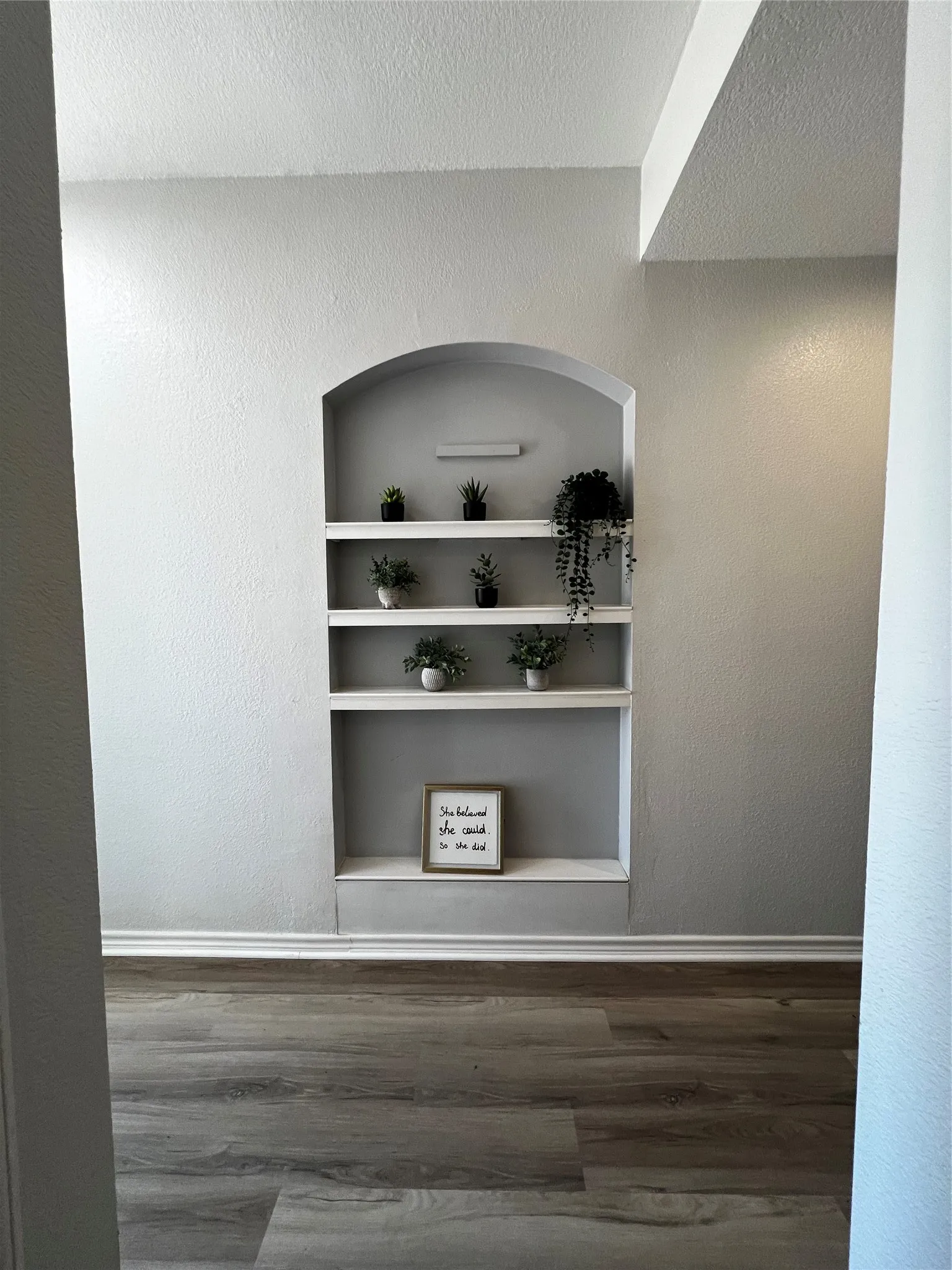 Single Family Residence For Rent in Ellis County , 1309 Indian Wells Trail, Midlothian, Texas 76065, 3 Bedroom, 2 Bathroom, 2 Garage spaces, 1,218 Sqft, built in 2002, mls#21386207, Real Estate Agent in Midlothian, Homes For Rent in Ellis county, Homes For Rent in Midlothian, Realtor in Midlothian Texas, Real Estate Brokerage Independent Realty Texas, Luminita Cordes Realtor