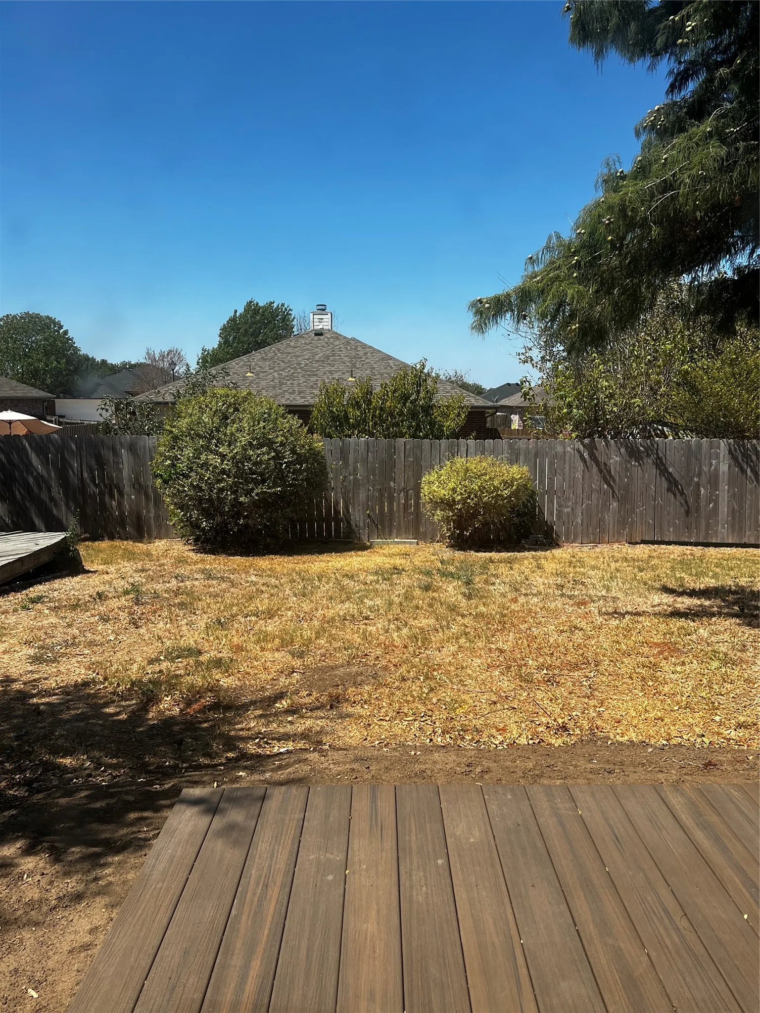 Single Family Residence For Rent in Ellis County , 1309 Indian Wells Trail, Midlothian, Texas 76065, 3 Bedroom, 2 Bathroom, 2 Garage spaces, 1,218 Sqft, built in 2002, mls#21386207, Real Estate Agent in Midlothian, Homes For Rent in Ellis county, Homes For Rent in Midlothian, Realtor in Midlothian Texas, Real Estate Brokerage Independent Realty Texas, Luminita Cordes Realtor