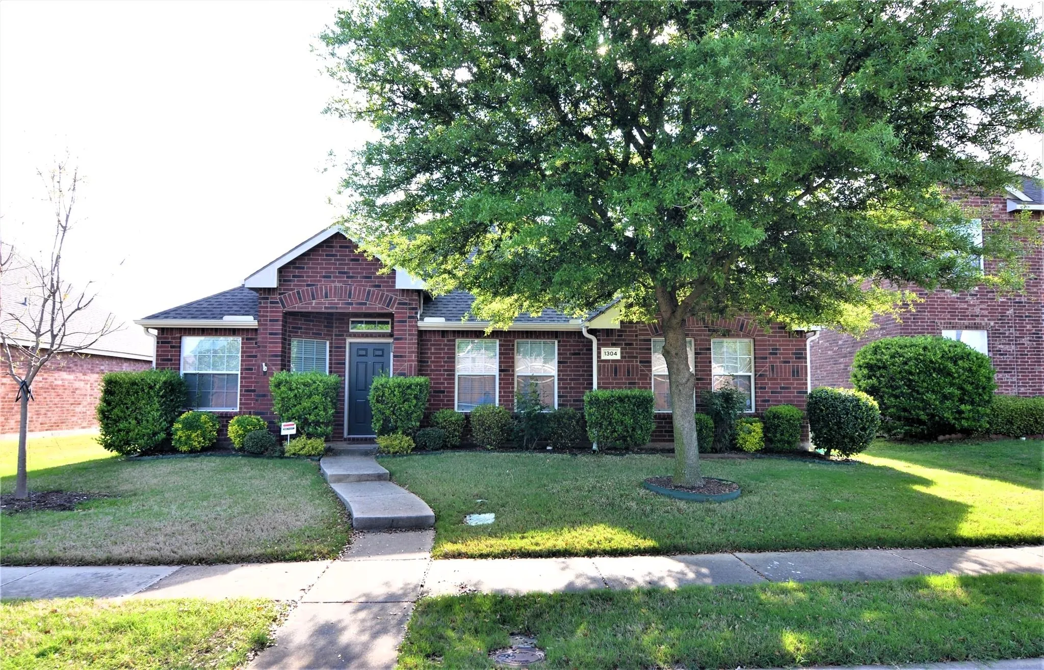 Single Family Residence For Rent in Collin County , 1304 Hansberry Drive, Allen, Texas 75002, 3 Bedroom, 2 Bathroom, 2 Garage spaces, 1,969 Sqft, built in 2003, mls#21386201, Real Estate Agent in Allen, Homes For Rent in Collin county, Homes For Rent in Allen, Realtor in Allen Texas, Real Estate Brokerage Independent Realty Texas, Luminita Cordes Realtor