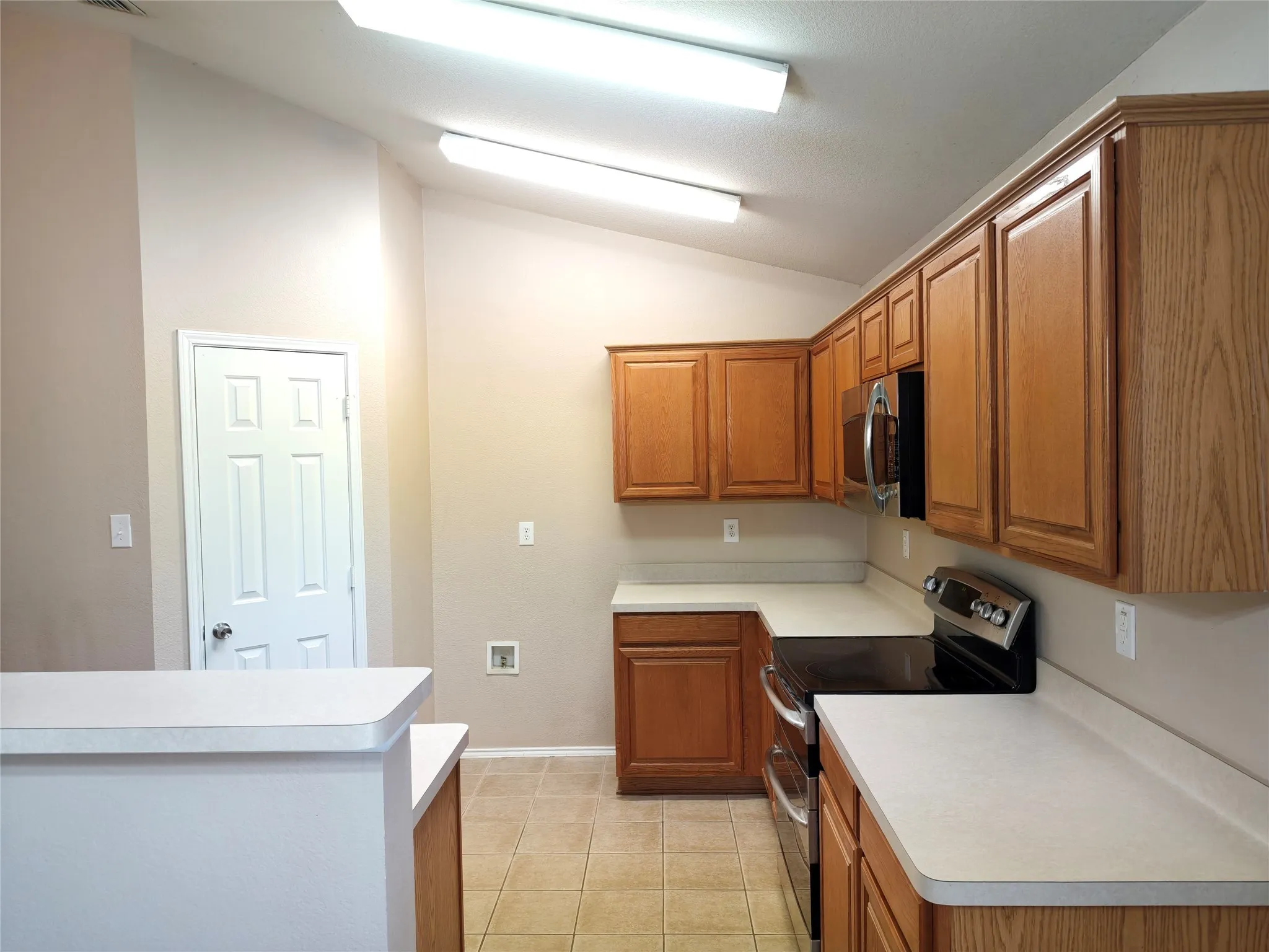 Single Family Residence For Rent in Collin County , 1304 Hansberry Drive, Allen, Texas 75002, 3 Bedroom, 2 Bathroom, 2 Garage spaces, 1,969 Sqft, built in 2003, mls#21386201, Real Estate Agent in Allen, Homes For Rent in Collin county, Homes For Rent in Allen, Realtor in Allen Texas, Real Estate Brokerage Independent Realty Texas, Luminita Cordes Realtor