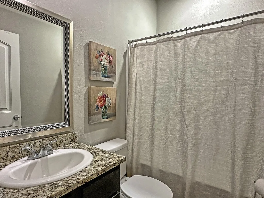 Single Family Residence For Sale in Henderson County , 6003 Sunrise, Athens, Texas 75752, 3 Bedroom, 2 Bathroom, 2 Garage spaces, 1,861 Sqft, built in 2019, mls#21386217, Real Estate Agent in Athens, Homes For Sale in Henderson county, Homes For Sale in Athens, Realtor in Athens Texas, Real Estate Brokerage Independent Realty Texas, Luminita Cordes Realtor