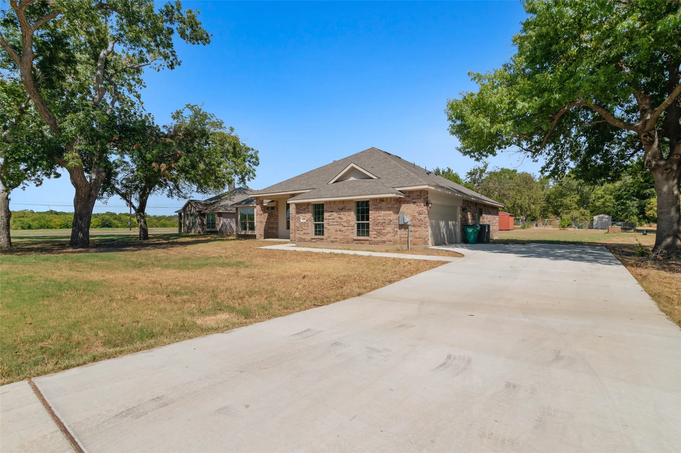 Single Family Residence For Sale in Cooke County , 1203 Anthony, Gainesville, Texas 76240, 4 Bedroom, 2 Bathroom, 2 Garage spaces, 2,079 Sqft, built in 2026, mls#21386218, Real Estate Agent in Gainesville, Homes For Sale in Cooke county, Homes For Sale in Gainesville, Realtor in Gainesville Texas, Real Estate Brokerage Independent Realty Texas, Luminita Cordes Realtor