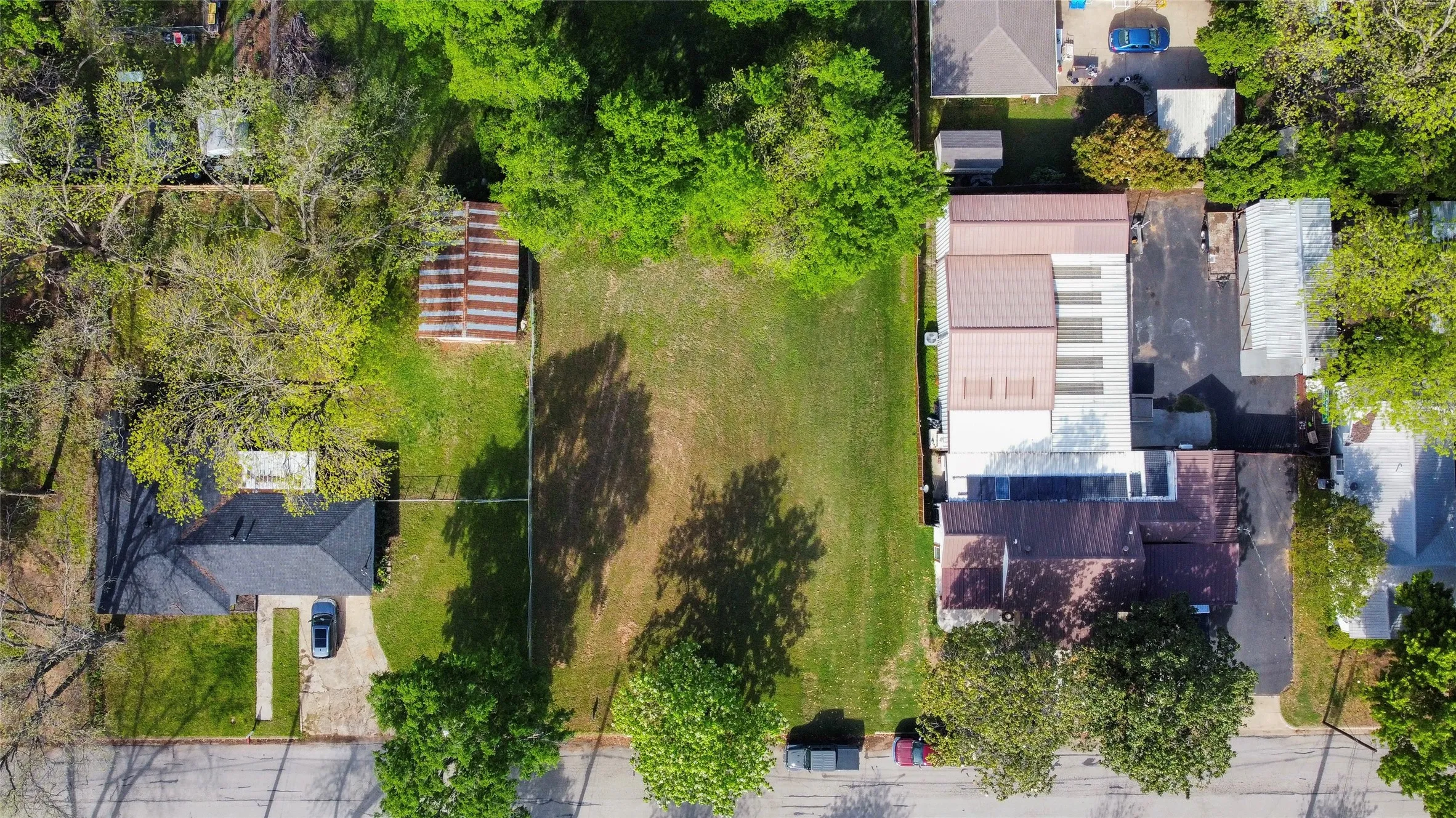 Unimproved Land For Sale in Johnson County , 200 S Scott Street, Burleson, Texas 76028, 0, 0, Garage spaces, 0 Sqft, built in 1958, mls#21386223, Real Estate Agent in Burleson, Homes For Sale in Johnson county, Homes For Sale in Burleson, Realtor in Burleson Texas, Real Estate Brokerage Independent Realty Texas, Luminita Cordes Realtor