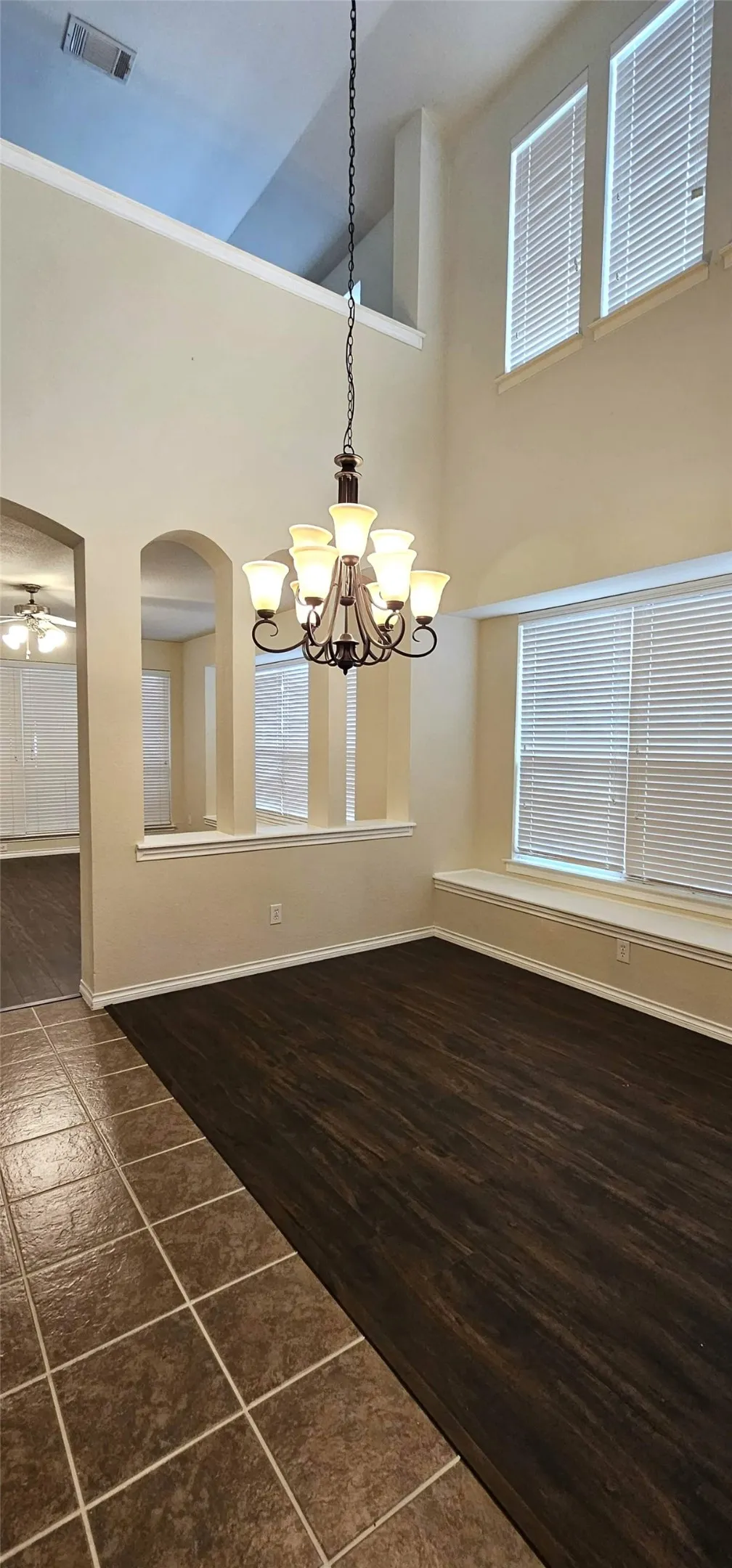 Single Family Residence For Rent in Denton County , 1117 Caudle Lane, Savannah, Texas 76227, 4 Bedroom, 4 Bathroom, 2 Garage spaces, 3,036 Sqft, built in 2008, mls#21386128, Real Estate Agent in Savannah, Homes For Rent in Denton county, Homes For Rent in Savannah, Realtor in Savannah Texas, Real Estate Brokerage Independent Realty Texas, Luminita Cordes Realtor