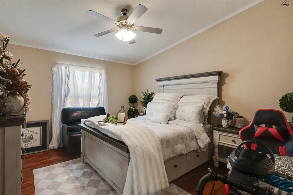 Single Family Residence For Sale in Clay County , 7653 FM 2606, Henrietta, Texas 76365, 4 Bedroom, 3 Bathroom, 1 Garage spaces, 2,280 Sqft, built in 2010, mls#21386147, Real Estate Agent in Henrietta, Homes For Sale in Clay county, Homes For Sale in Henrietta, Realtor in Henrietta Texas, Real Estate Brokerage Independent Realty Texas, Luminita Cordes Realtor