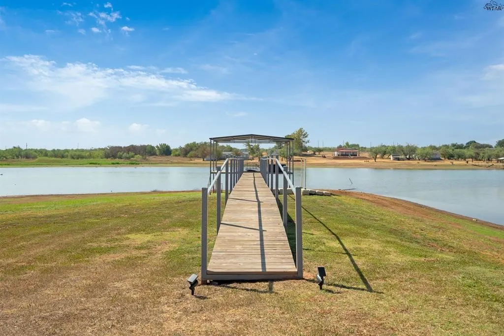 Single Family Residence For Sale in Clay County , 7653 FM 2606, Henrietta, Texas 76365, 4 Bedroom, 3 Bathroom, 1 Garage spaces, 2,280 Sqft, built in 2010, mls#21386147, Real Estate Agent in Henrietta, Homes For Sale in Clay county, Homes For Sale in Henrietta, Realtor in Henrietta Texas, Real Estate Brokerage Independent Realty Texas, Luminita Cordes Realtor