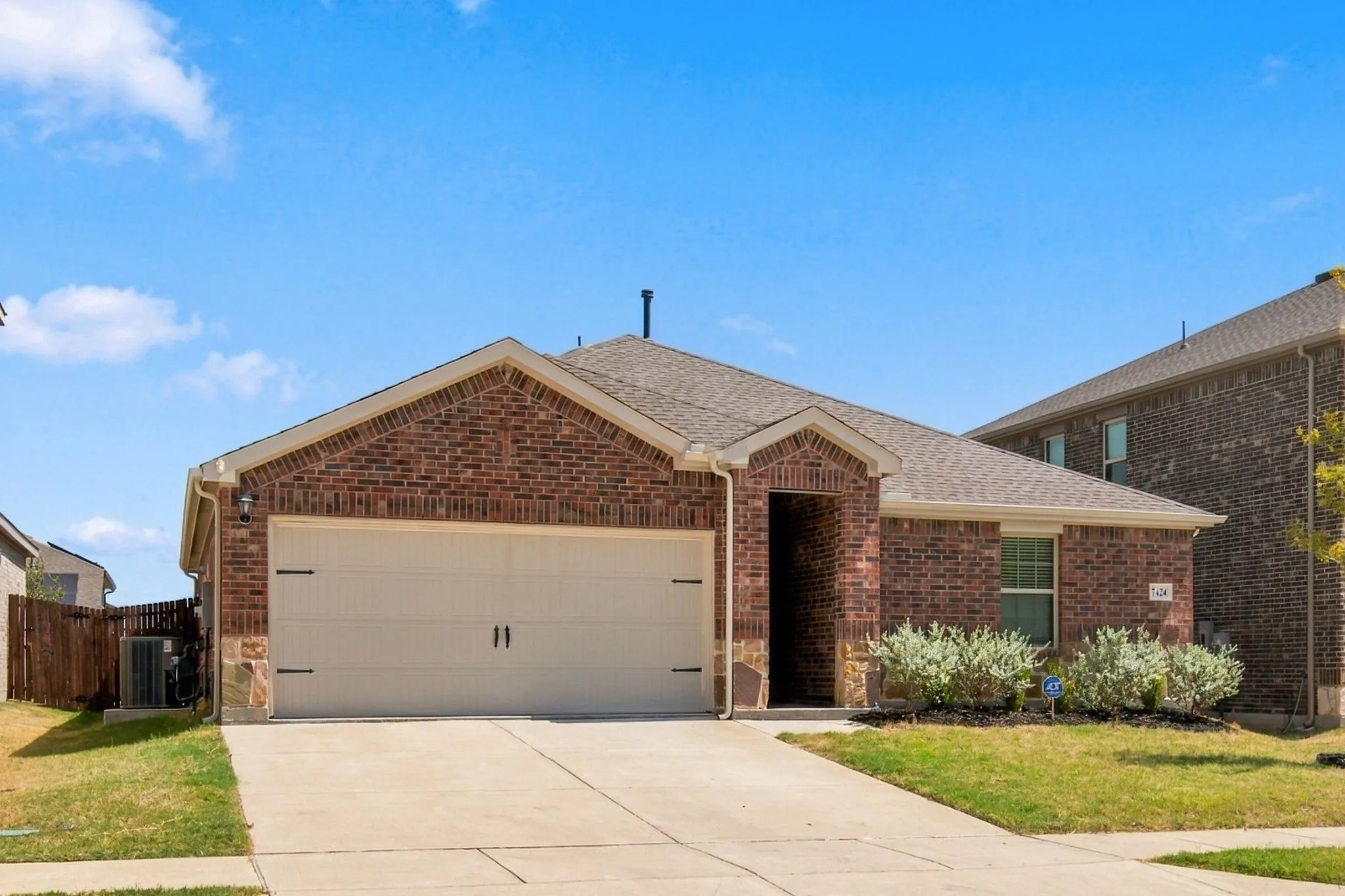 Single Family Residence For Sale in Collin County , 7424 Alfriston Place, Mc Kinney, Texas 75071, 3 Bedroom, 2 Bathroom, 2 Garage spaces, 1,480 Sqft, built in 2024, mls#21386215, Real Estate Agent in Mc Kinney, Homes For Sale in Collin county, Homes For Sale in Mc Kinney, Realtor in Mc Kinney Texas, Real Estate Brokerage Independent Realty Texas, Luminita Cordes Realtor