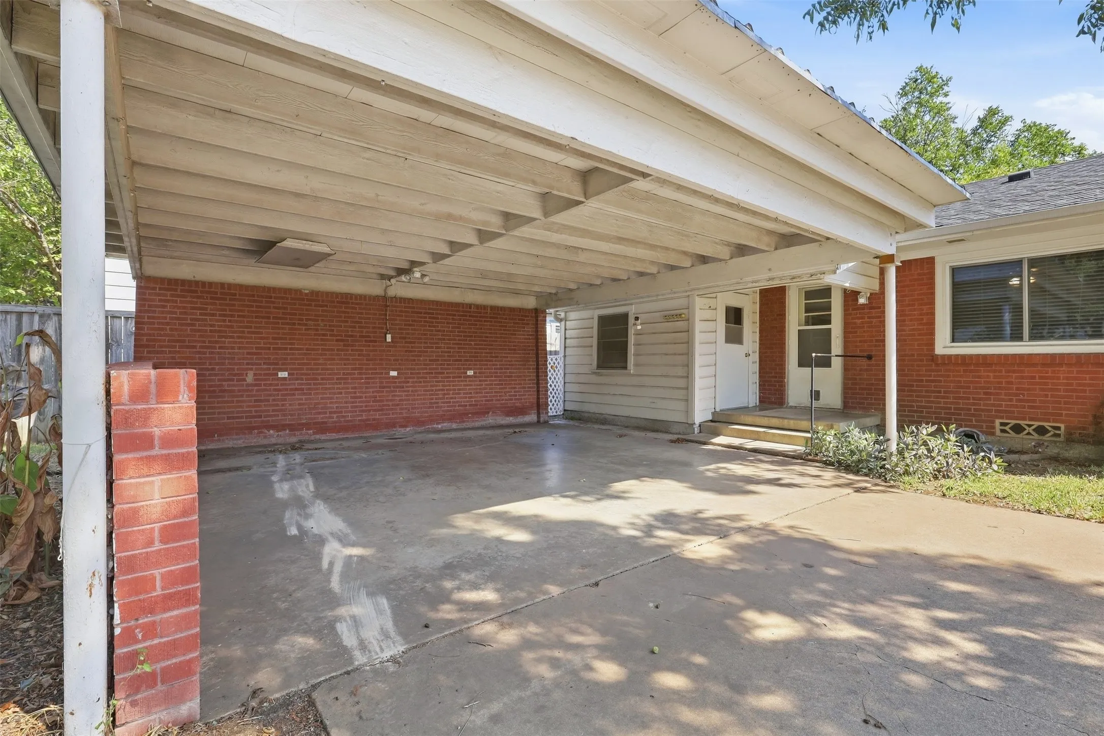 Carport