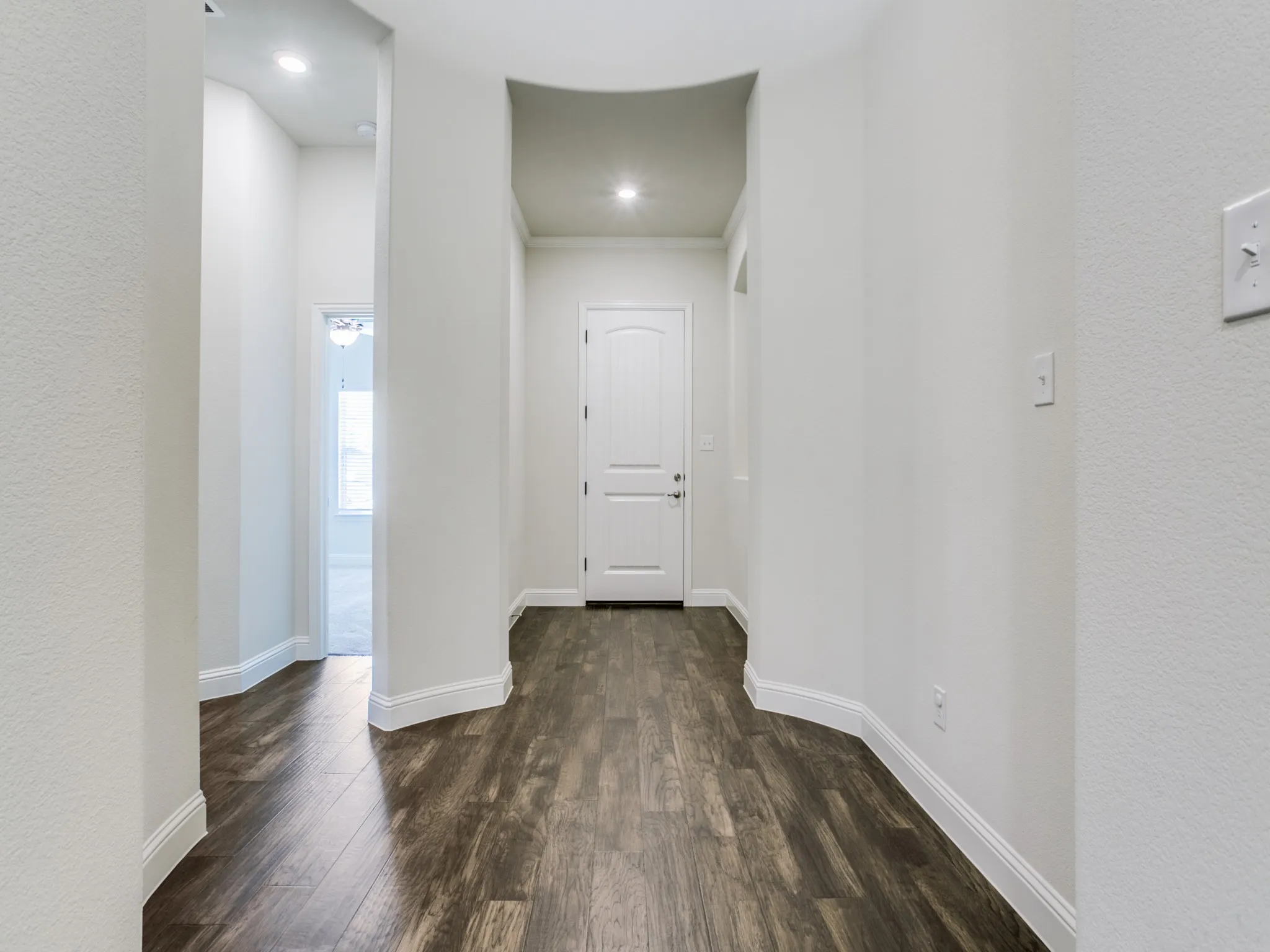 Single Family Residence For Rent in Collin County , 2215 Yorktown Drive, Melissa, Texas 75454, 4 Bedroom, 3 Bathroom, 2 Garage spaces, 2,339 Sqft, built in 2017, mls#21386212, Real Estate Agent in Melissa, Homes For Rent in Collin county, Homes For Rent in Melissa, Realtor in Melissa Texas, Real Estate Brokerage Independent Realty Texas, Luminita Cordes Realtor