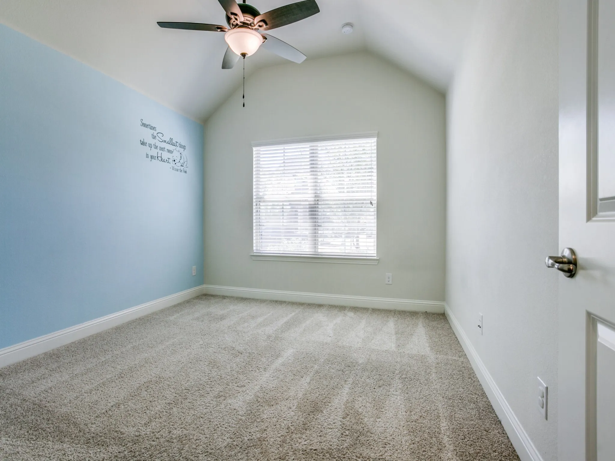 Single Family Residence For Rent in Collin County , 2215 Yorktown Drive, Melissa, Texas 75454, 4 Bedroom, 3 Bathroom, 2 Garage spaces, 2,339 Sqft, built in 2017, mls#21386212, Real Estate Agent in Melissa, Homes For Rent in Collin county, Homes For Rent in Melissa, Realtor in Melissa Texas, Real Estate Brokerage Independent Realty Texas, Luminita Cordes Realtor