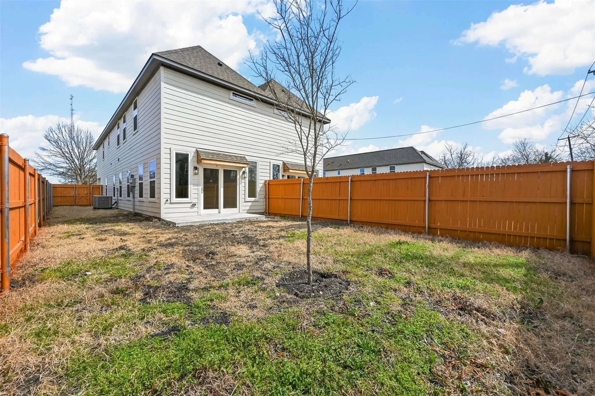 Duplex For Rent in Dallas County , 2409 Jeffries Street, Dallas, Texas 75215, 4 Bedroom, 3 Bathroom, 1 Garage spaces, 1,742 Sqft, built in 2024, mls#21386239, Real Estate Agent in Dallas, Homes For Rent in Dallas county, Homes For Rent in Dallas, Realtor in Dallas Texas, Real Estate Brokerage Independent Realty Texas, Luminita Cordes Realtor