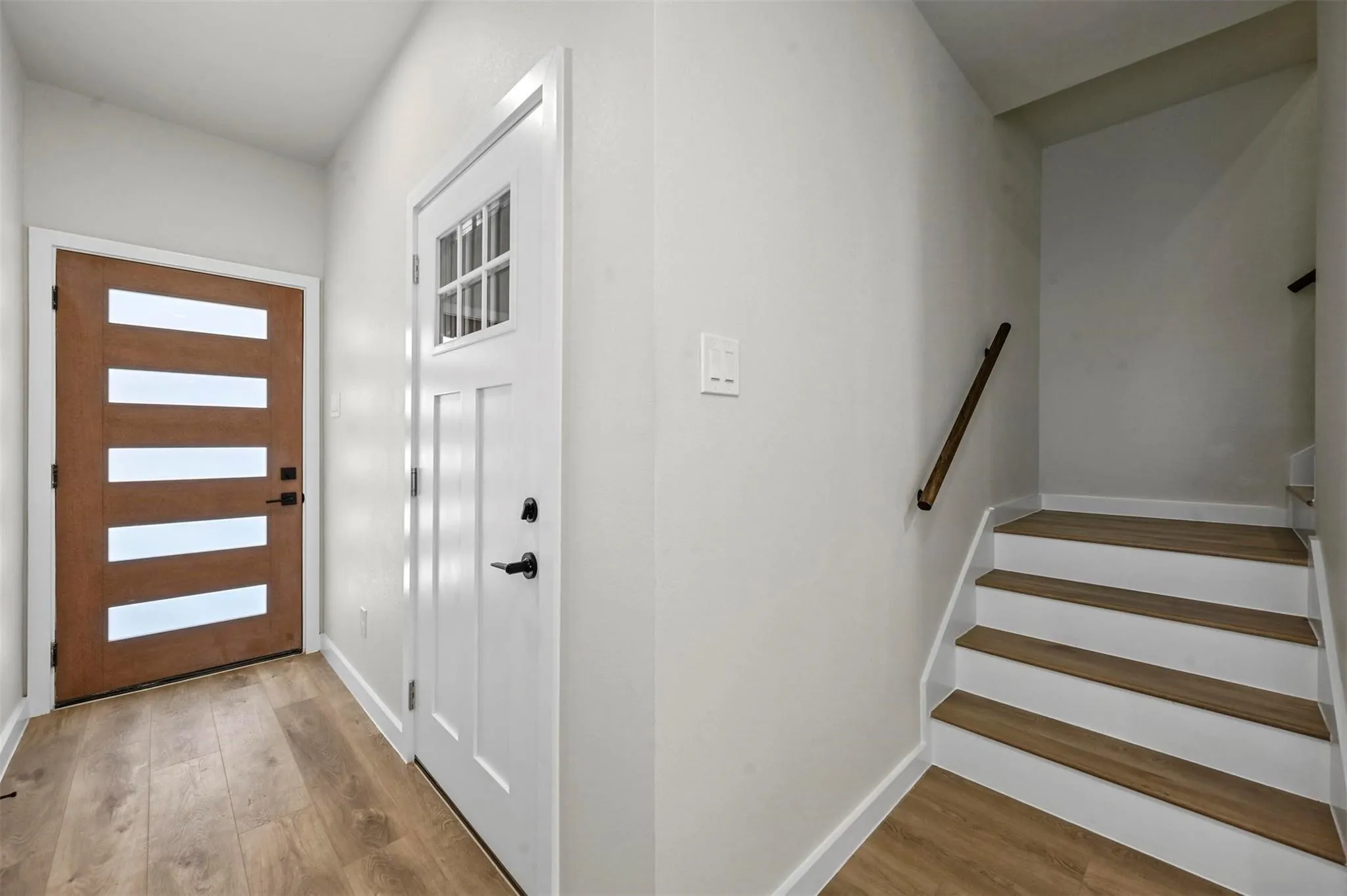 Duplex For Rent in Dallas County , 2409 Jeffries Street, Dallas, Texas 75215, 4 Bedroom, 3 Bathroom, 1 Garage spaces, 1,742 Sqft, built in 2024, mls#21386239, Real Estate Agent in Dallas, Homes For Rent in Dallas county, Homes For Rent in Dallas, Realtor in Dallas Texas, Real Estate Brokerage Independent Realty Texas, Luminita Cordes Realtor