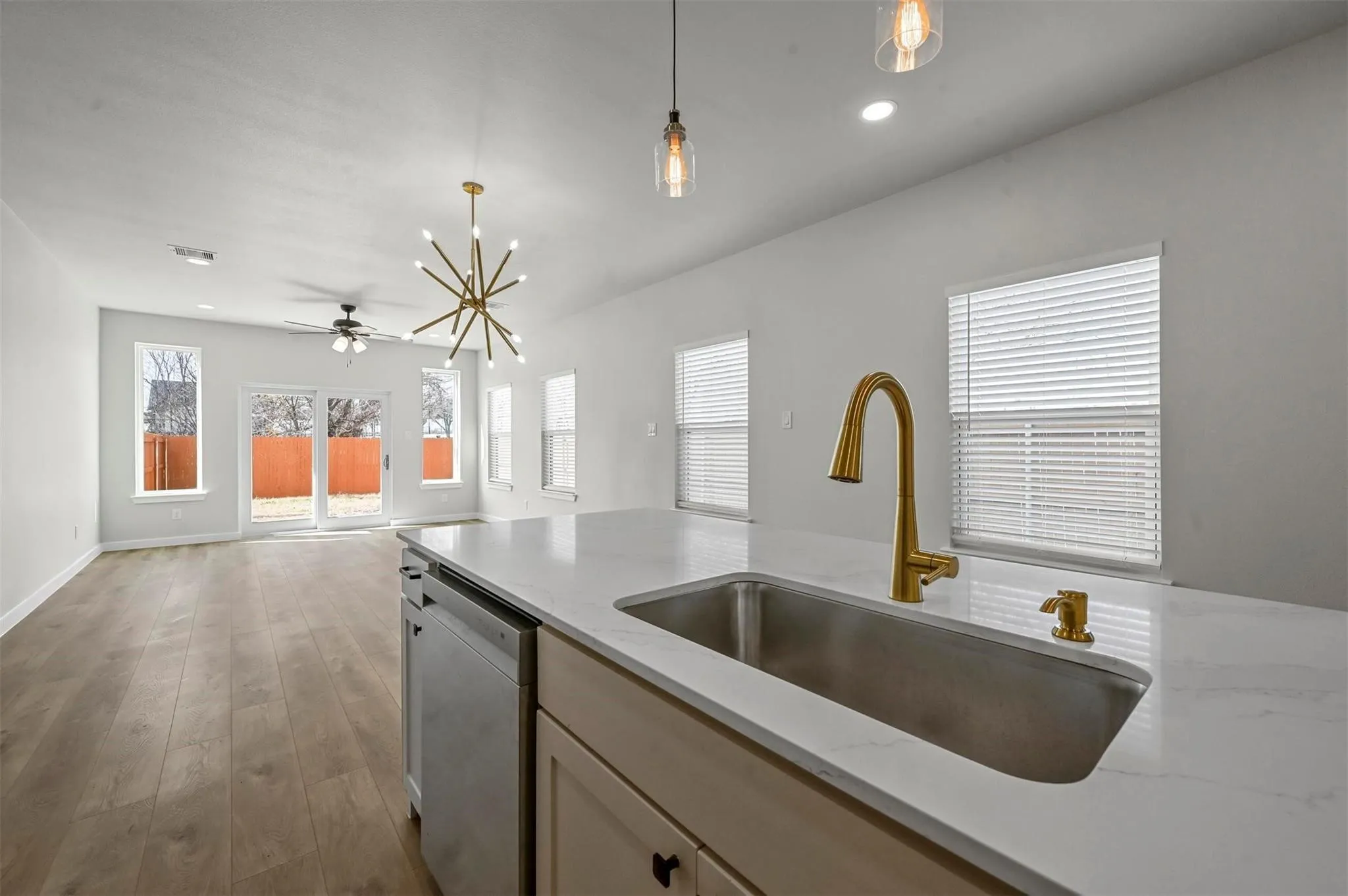 Duplex For Rent in Dallas County , 2409 Jeffries Street, Dallas, Texas 75215, 4 Bedroom, 3 Bathroom, 1 Garage spaces, 1,742 Sqft, built in 2024, mls#21386239, Real Estate Agent in Dallas, Homes For Rent in Dallas county, Homes For Rent in Dallas, Realtor in Dallas Texas, Real Estate Brokerage Independent Realty Texas, Luminita Cordes Realtor