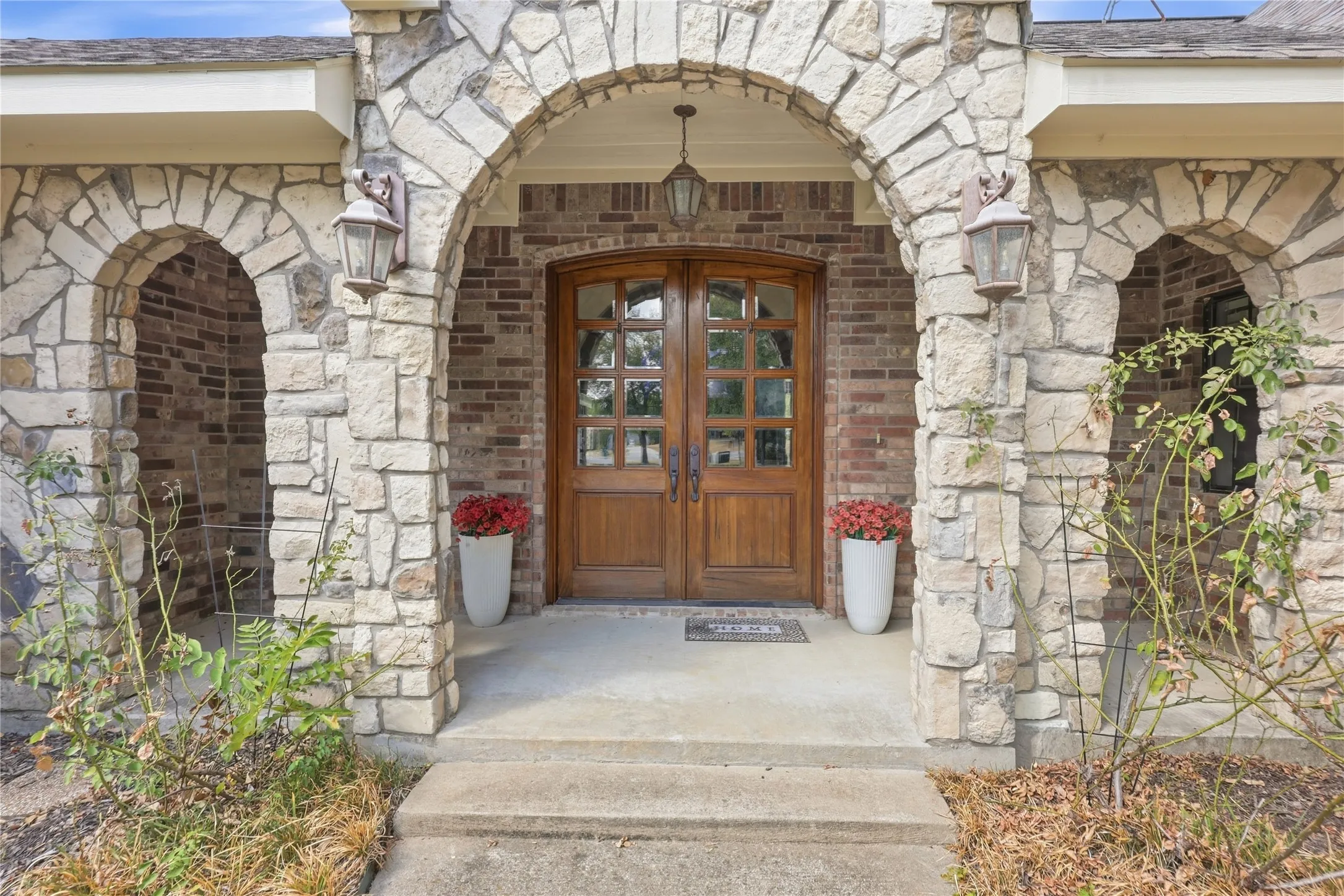 Single Family Residence For Sale in Collin County , 13989 Windham Drive, Van Alstyne, Texas 75495, 4 Bedroom, 4 Bathroom, 2 Garage spaces, 3,733 Sqft, built in 2004, mls#21385236, Real Estate Agent in Van Alstyne, Homes For Sale in Collin county, Homes For Sale in Van Alstyne, Realtor in Van Alstyne Texas, Real Estate Brokerage Independent Realty Texas, Luminita Cordes Realtor