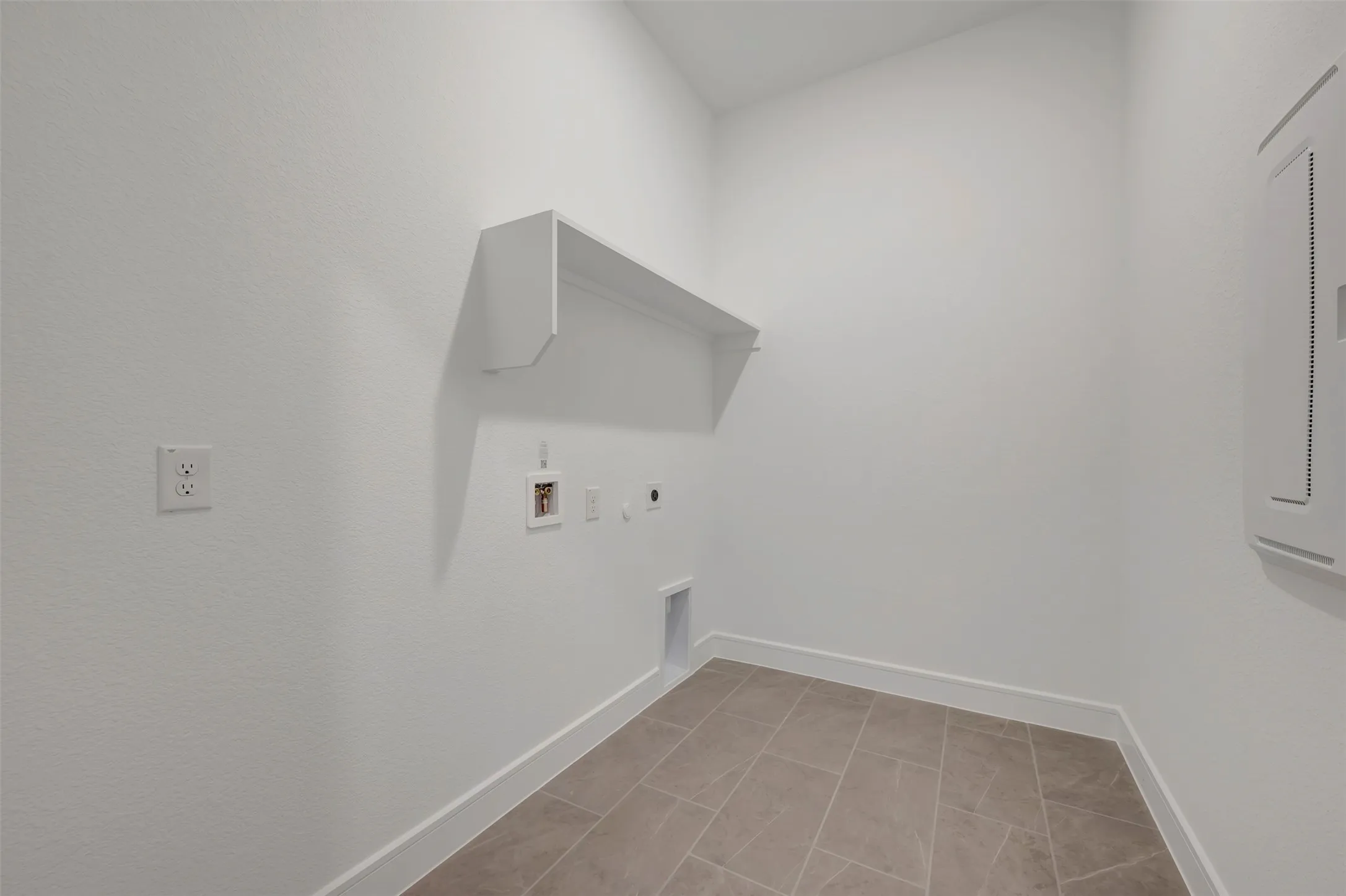 Single Family Residence For Sale in Rockwall County , 920 Wood Duck Court, Heath, Texas 75126, 4 Bedroom, 3 Bathroom, 4 Garage spaces, 2,850 Sqft, built in 2026, mls#21386248, Real Estate Agent in Heath, Homes For Sale in Rockwall county, Homes For Sale in Heath, Realtor in Heath Texas, Real Estate Brokerage Independent Realty Texas, Luminita Cordes Realtor