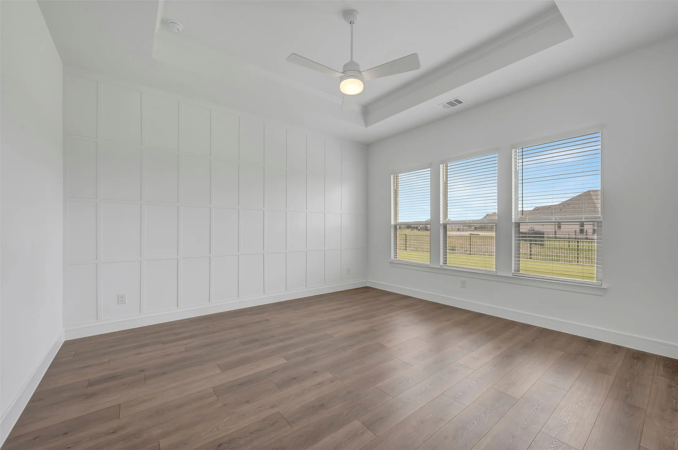 Single Family Residence For Sale in Rockwall County , 920 Wood Duck Court, Heath, Texas 75126, 4 Bedroom, 3 Bathroom, 4 Garage spaces, 2,850 Sqft, built in 2026, mls#21386248, Real Estate Agent in Heath, Homes For Sale in Rockwall county, Homes For Sale in Heath, Realtor in Heath Texas, Real Estate Brokerage Independent Realty Texas, Luminita Cordes Realtor