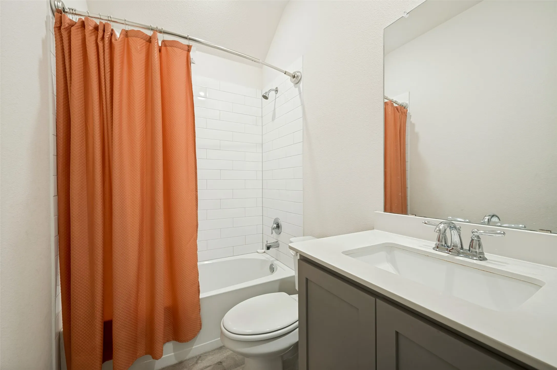 Single Family Residence For Sale in Denton County , 3215 Texas Trail, Aubrey, Texas 76227, 4 Bedroom, 2 Bathroom, 2 Garage spaces, 1,884 Sqft, built in 2022, mls#21385530, Real Estate Agent in Aubrey, Homes For Sale in Denton county, Homes For Sale in Aubrey, Realtor in Aubrey Texas, Real Estate Brokerage Independent Realty Texas, Luminita Cordes Realtor