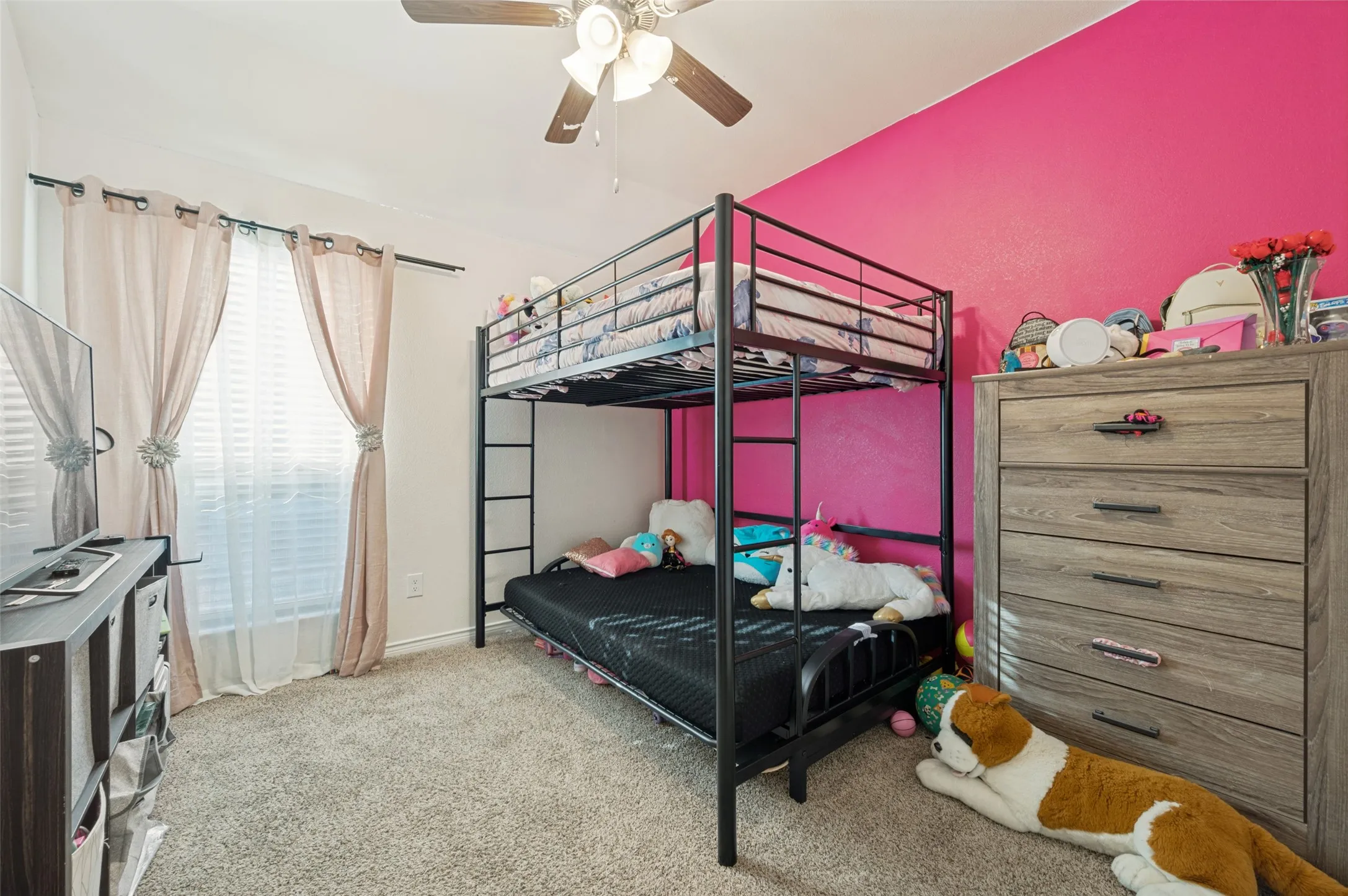 Single Family Residence For Sale in Denton County , 3215 Texas Trail, Aubrey, Texas 76227, 4 Bedroom, 2 Bathroom, 2 Garage spaces, 1,884 Sqft, built in 2022, mls#21385530, Real Estate Agent in Aubrey, Homes For Sale in Denton county, Homes For Sale in Aubrey, Realtor in Aubrey Texas, Real Estate Brokerage Independent Realty Texas, Luminita Cordes Realtor