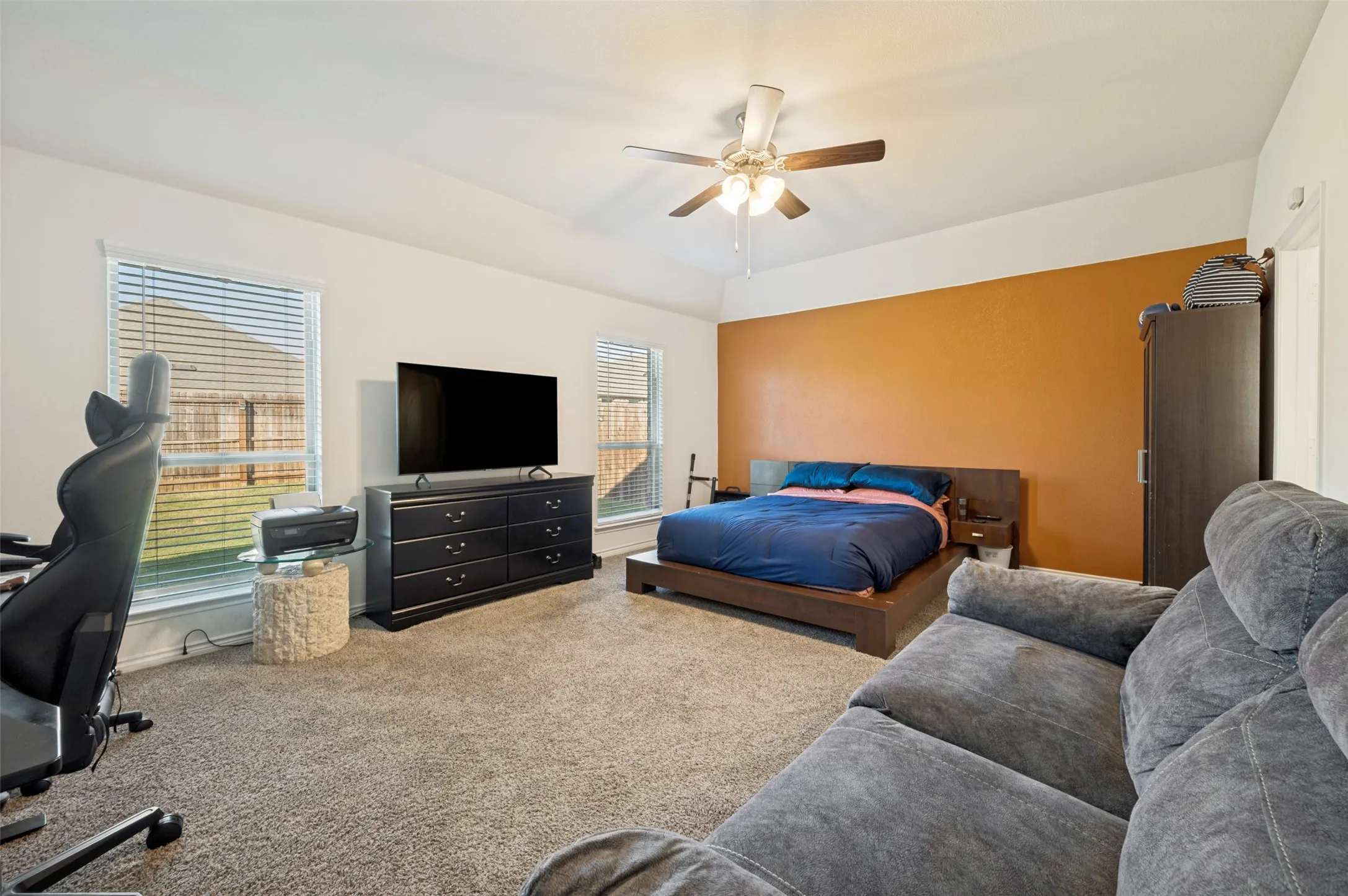 Single Family Residence For Sale in Denton County , 3215 Texas Trail, Aubrey, Texas 76227, 4 Bedroom, 2 Bathroom, 2 Garage spaces, 1,884 Sqft, built in 2022, mls#21385530, Real Estate Agent in Aubrey, Homes For Sale in Denton county, Homes For Sale in Aubrey, Realtor in Aubrey Texas, Real Estate Brokerage Independent Realty Texas, Luminita Cordes Realtor
