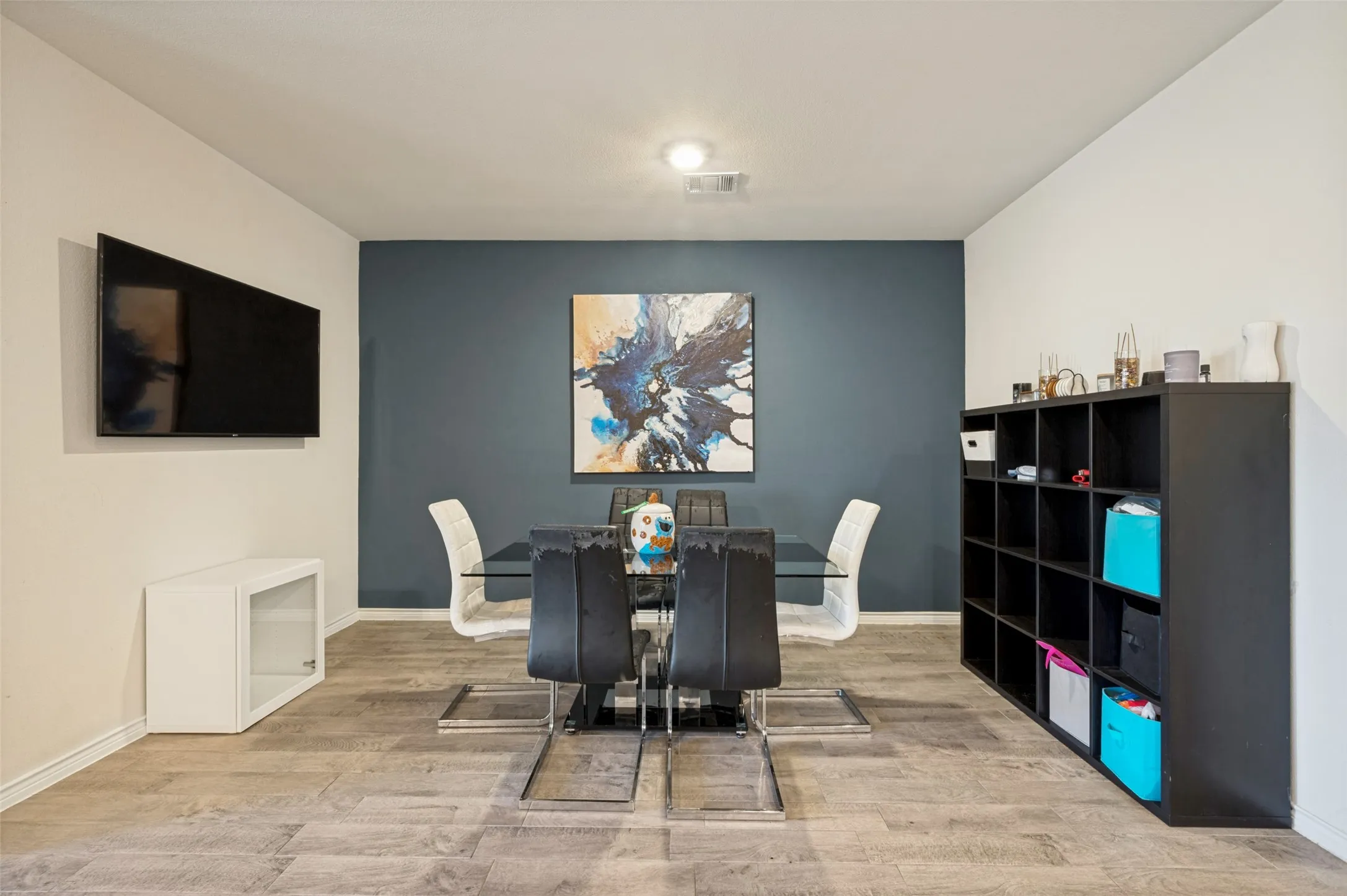 Single Family Residence For Sale in Denton County , 3215 Texas Trail, Aubrey, Texas 76227, 4 Bedroom, 2 Bathroom, 2 Garage spaces, 1,884 Sqft, built in 2022, mls#21385530, Real Estate Agent in Aubrey, Homes For Sale in Denton county, Homes For Sale in Aubrey, Realtor in Aubrey Texas, Real Estate Brokerage Independent Realty Texas, Luminita Cordes Realtor