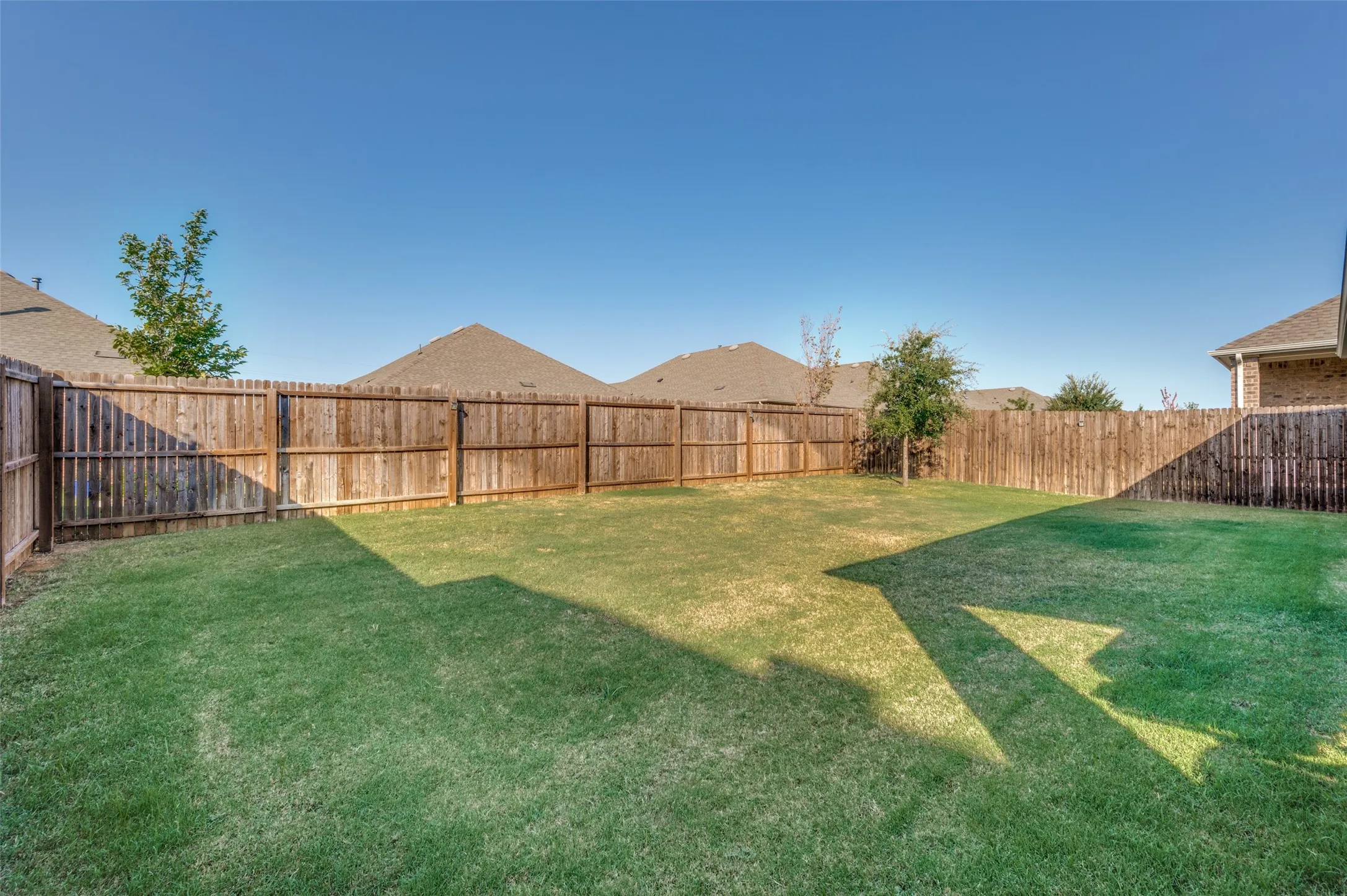 Single Family Residence For Sale in Denton County , 3215 Texas Trail, Aubrey, Texas 76227, 4 Bedroom, 2 Bathroom, 2 Garage spaces, 1,884 Sqft, built in 2022, mls#21385530, Real Estate Agent in Aubrey, Homes For Sale in Denton county, Homes For Sale in Aubrey, Realtor in Aubrey Texas, Real Estate Brokerage Independent Realty Texas, Luminita Cordes Realtor