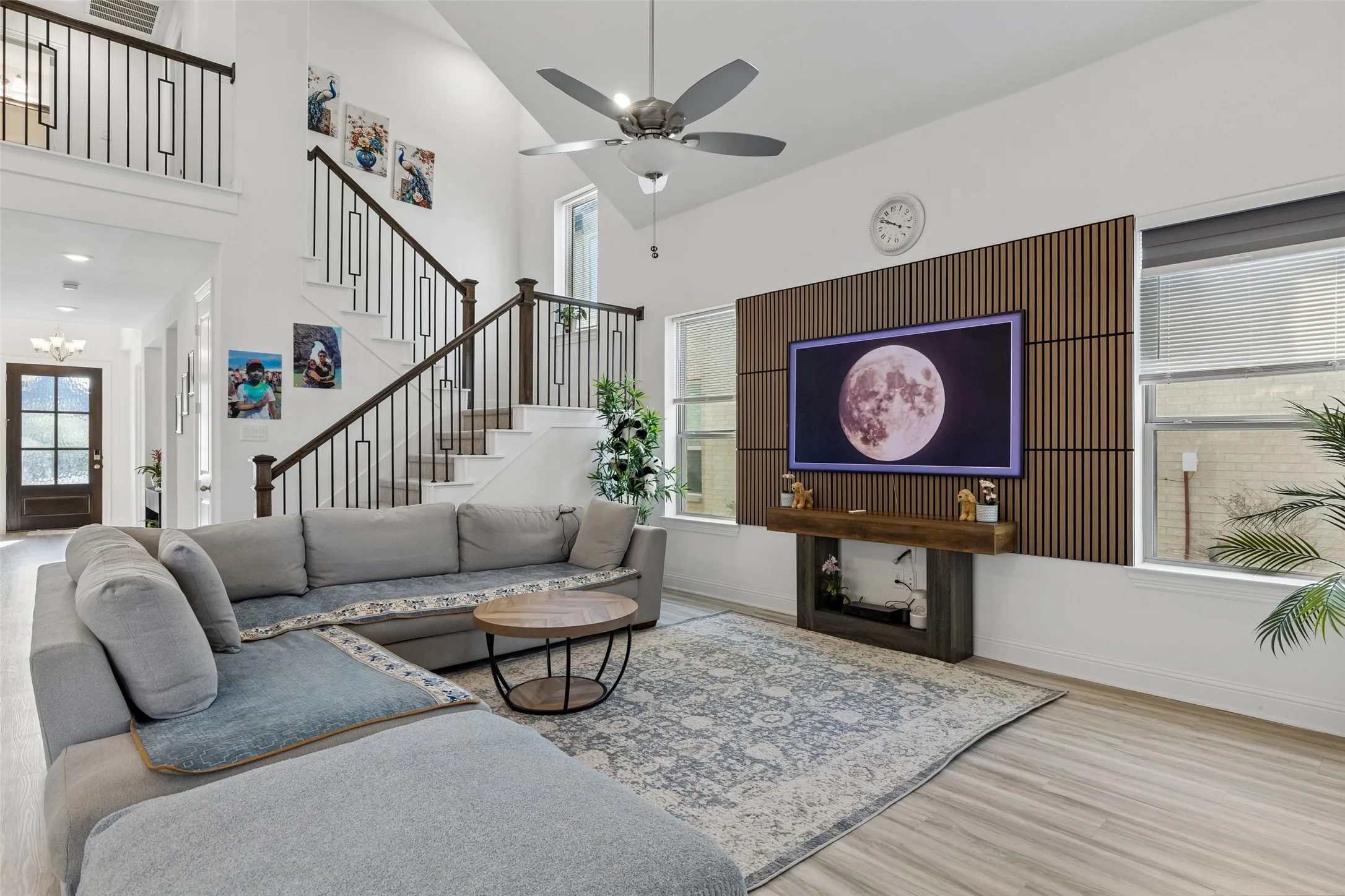 Single Family Residence For Sale in Collin County , 2813 Epping Way, Celina, Texas 75009, 3 Bedroom, 3 Bathroom, 2 Garage spaces, 2,366 Sqft, built in 2024, mls#21371296, Real Estate Agent in Celina, Homes For Sale in Collin county, Homes For Sale in Celina, Realtor in Celina Texas, Real Estate Brokerage Independent Realty Texas, Luminita Cordes Realtor