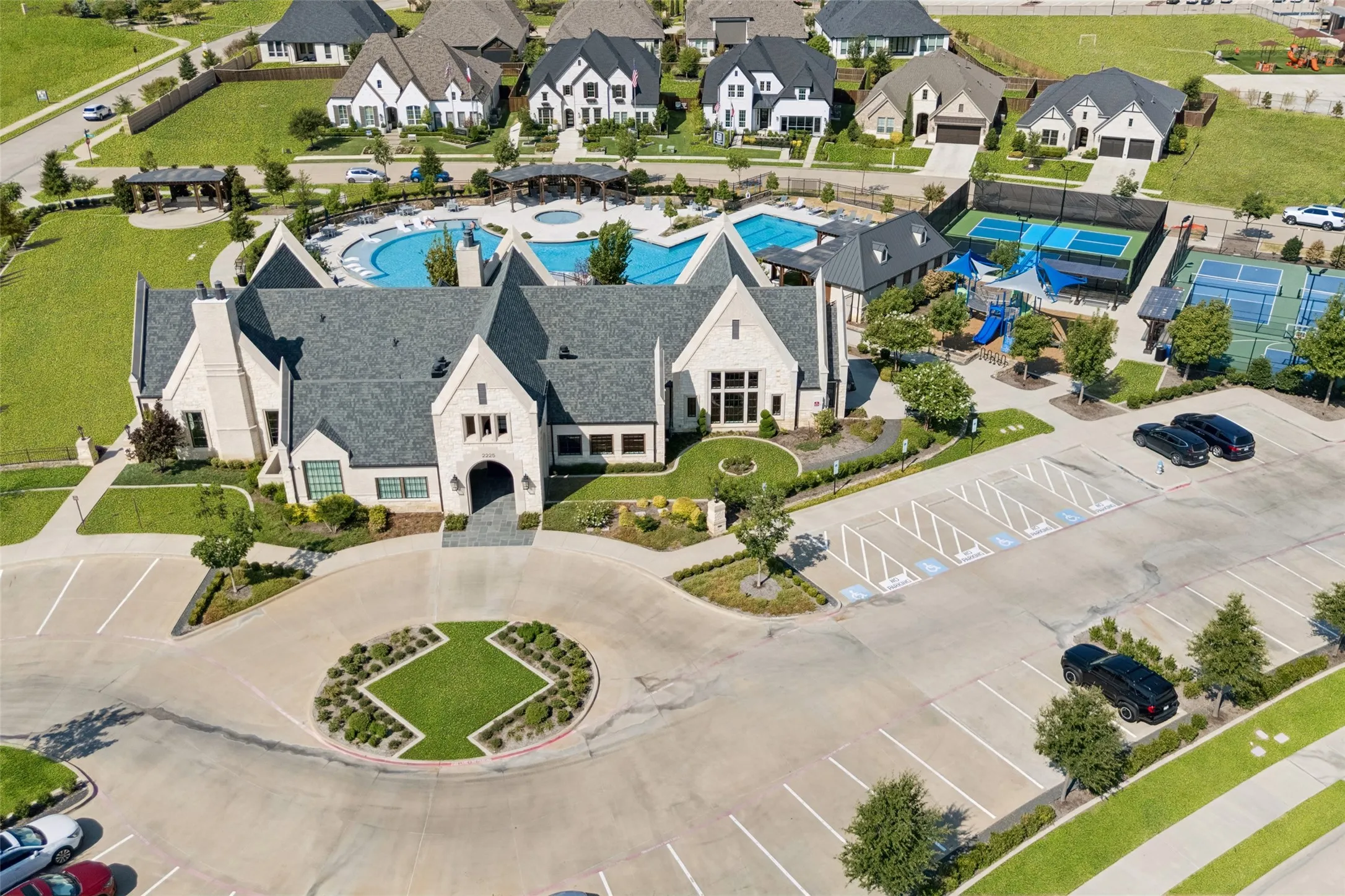 Single Family Residence For Sale in Collin County , 2813 Epping Way, Celina, Texas 75009, 3 Bedroom, 3 Bathroom, 2 Garage spaces, 2,366 Sqft, built in 2024, mls#21371296, Real Estate Agent in Celina, Homes For Sale in Collin county, Homes For Sale in Celina, Realtor in Celina Texas, Real Estate Brokerage Independent Realty Texas, Luminita Cordes Realtor