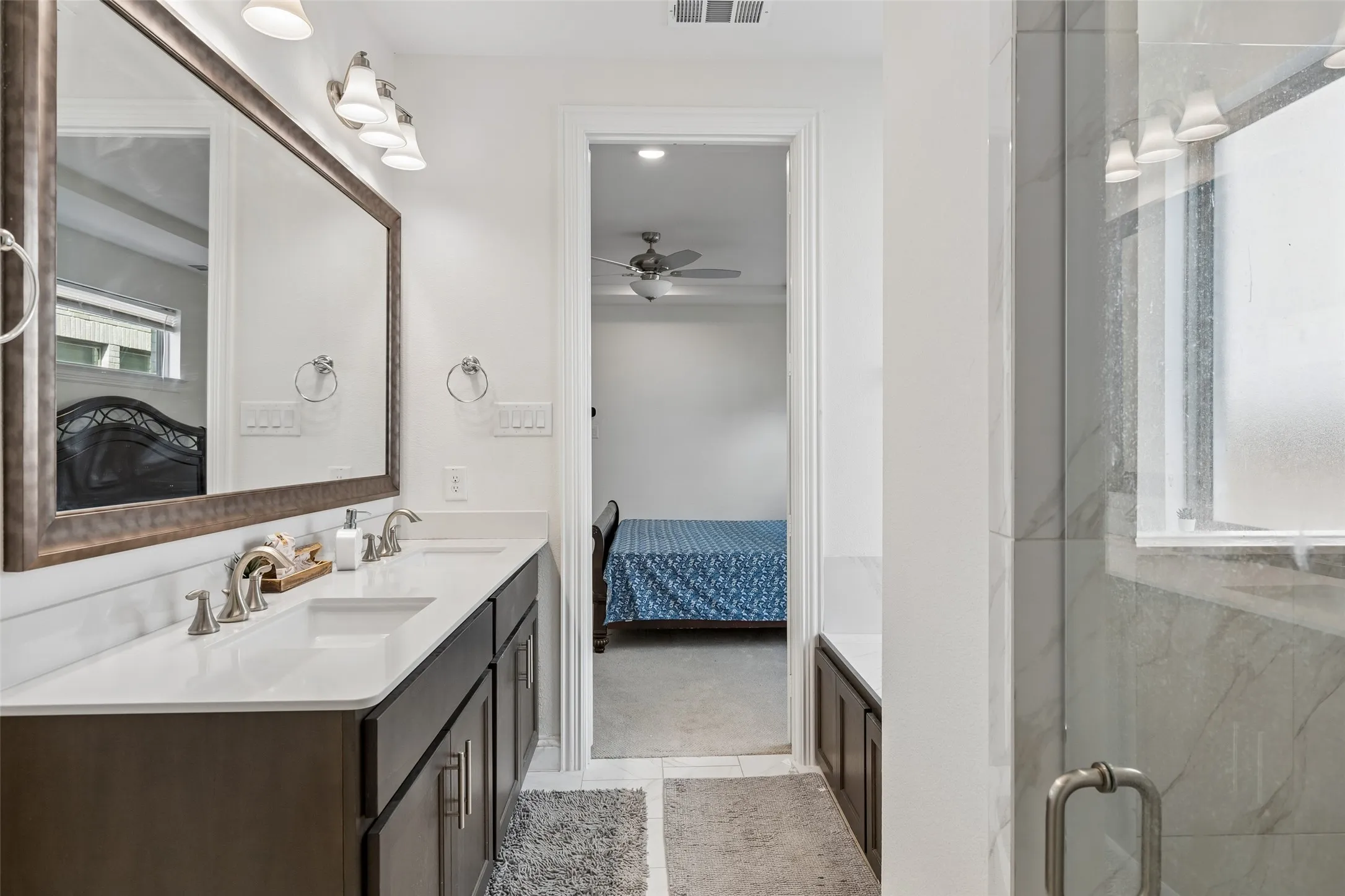 Single Family Residence For Sale in Collin County , 2813 Epping Way, Celina, Texas 75009, 3 Bedroom, 3 Bathroom, 2 Garage spaces, 2,366 Sqft, built in 2024, mls#21371296, Real Estate Agent in Celina, Homes For Sale in Collin county, Homes For Sale in Celina, Realtor in Celina Texas, Real Estate Brokerage Independent Realty Texas, Luminita Cordes Realtor