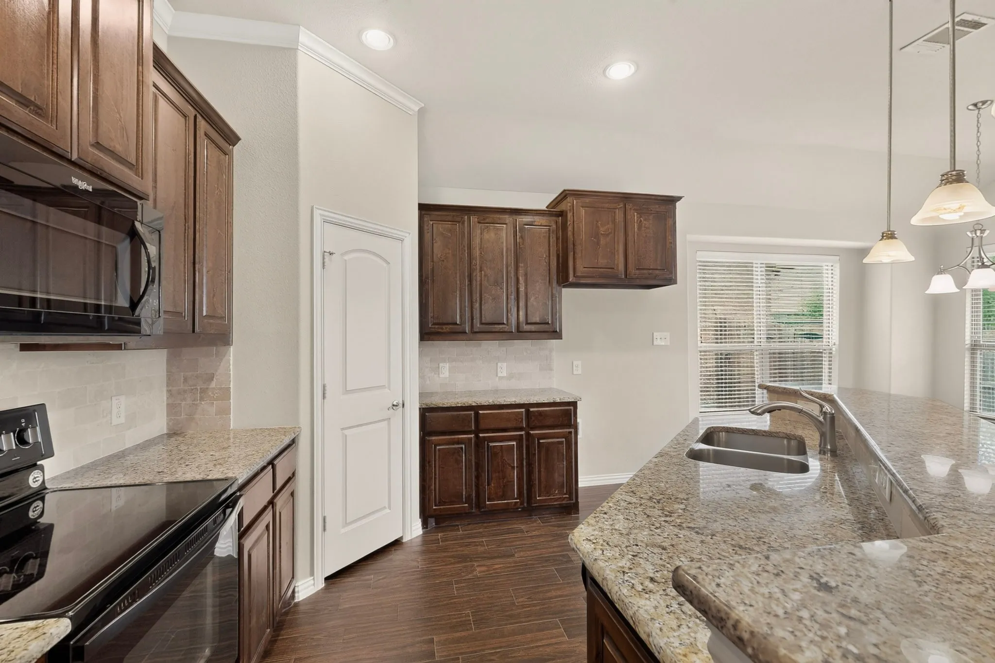 Single Family Residence For Rent in Collin County , 2100 Mc Allister, Princeton, Texas 75407, 3 Bedroom, 2 Bathroom, 2 Garage spaces, 1,740 Sqft, built in 2017, mls#21386261, Real Estate Agent in Princeton, Homes For Rent in Collin county, Homes For Rent in Princeton, Realtor in Princeton Texas, Real Estate Brokerage Independent Realty Texas, Luminita Cordes Realtor