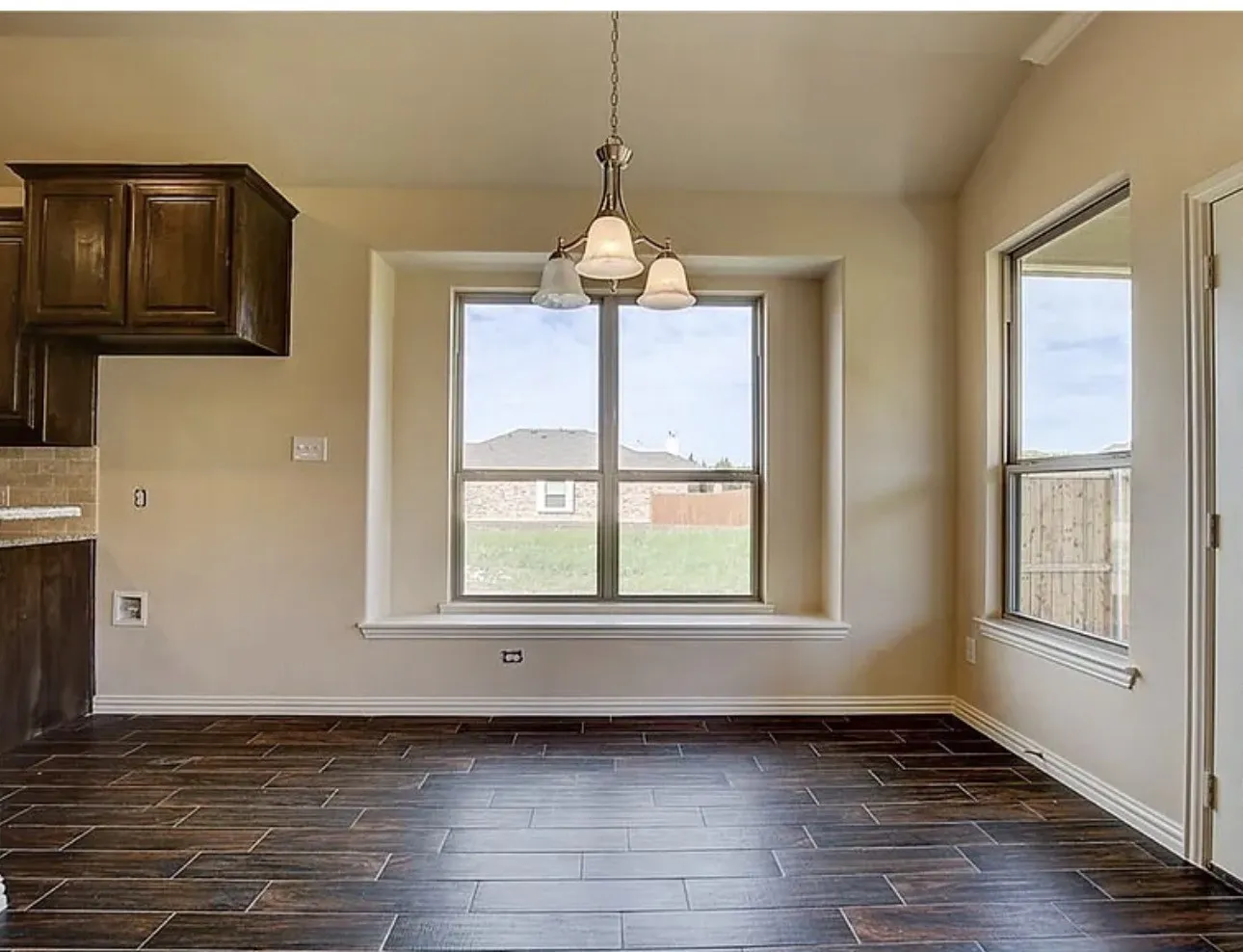 Single Family Residence For Rent in Collin County , 2100 Mc Allister, Princeton, Texas 75407, 3 Bedroom, 2 Bathroom, 2 Garage spaces, 1,740 Sqft, built in 2017, mls#21386261, Real Estate Agent in Princeton, Homes For Rent in Collin county, Homes For Rent in Princeton, Realtor in Princeton Texas, Real Estate Brokerage Independent Realty Texas, Luminita Cordes Realtor