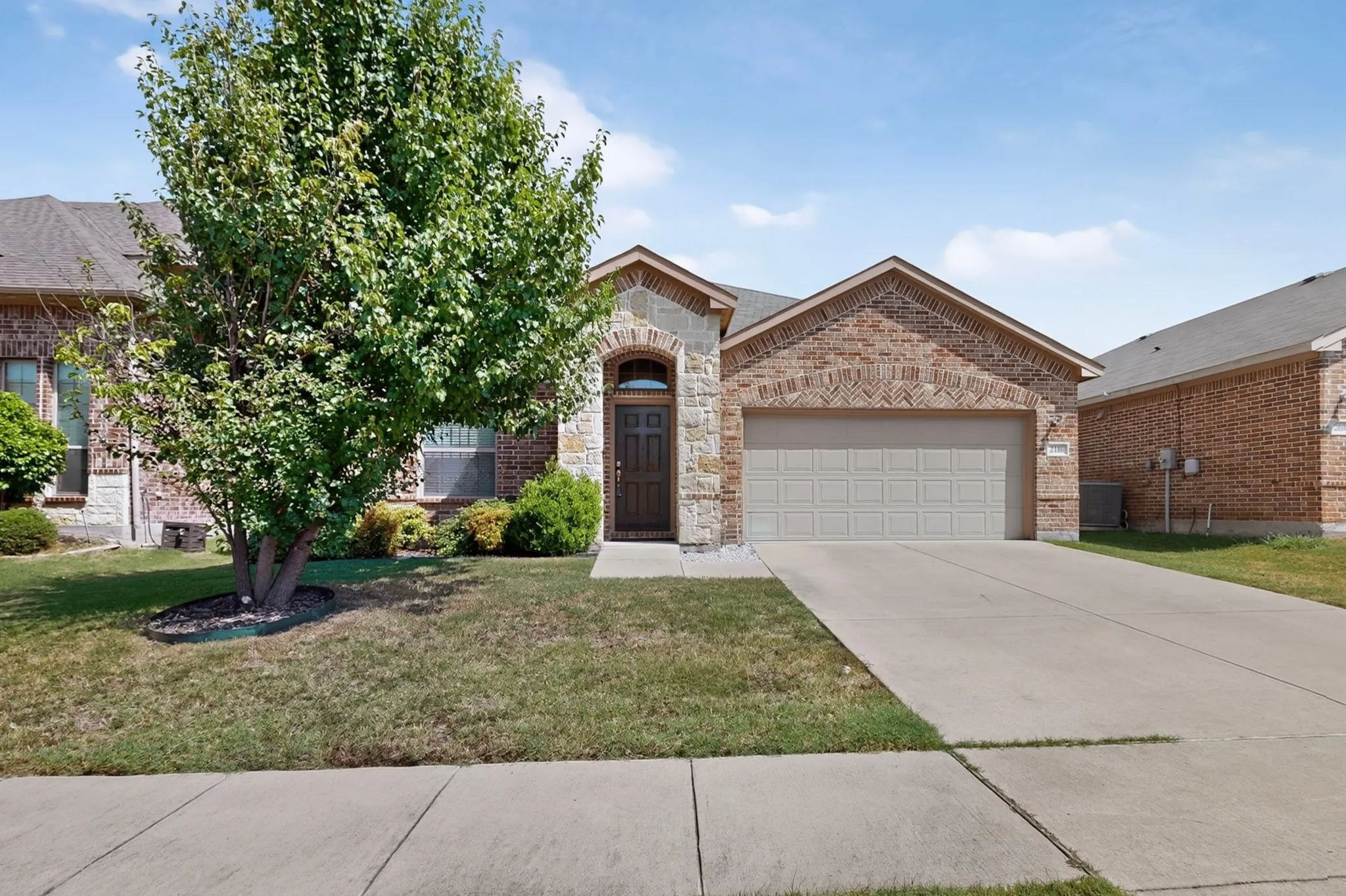 Single Family Residence For Rent in Collin County , 2100 Mc Allister, Princeton, Texas 75407, 3 Bedroom, 2 Bathroom, 2 Garage spaces, 1,740 Sqft, built in 2017, mls#21386261, Real Estate Agent in Princeton, Homes For Rent in Collin county, Homes For Rent in Princeton, Realtor in Princeton Texas, Real Estate Brokerage Independent Realty Texas, Luminita Cordes Realtor