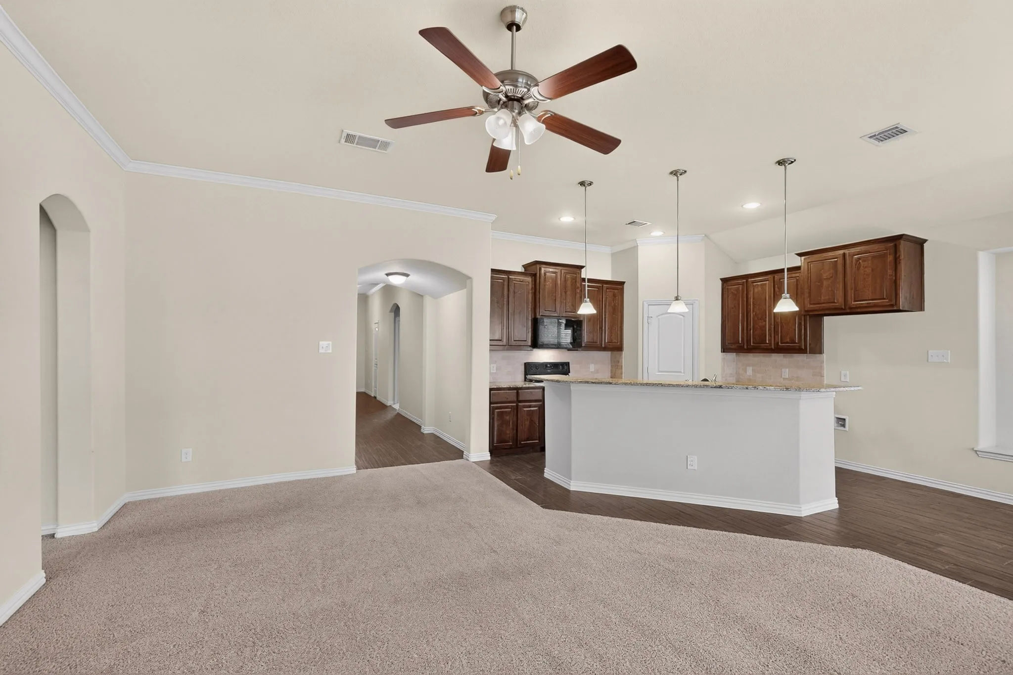 Single Family Residence For Rent in Collin County , 2100 Mc Allister, Princeton, Texas 75407, 3 Bedroom, 2 Bathroom, 2 Garage spaces, 1,740 Sqft, built in 2017, mls#21386261, Real Estate Agent in Princeton, Homes For Rent in Collin county, Homes For Rent in Princeton, Realtor in Princeton Texas, Real Estate Brokerage Independent Realty Texas, Luminita Cordes Realtor