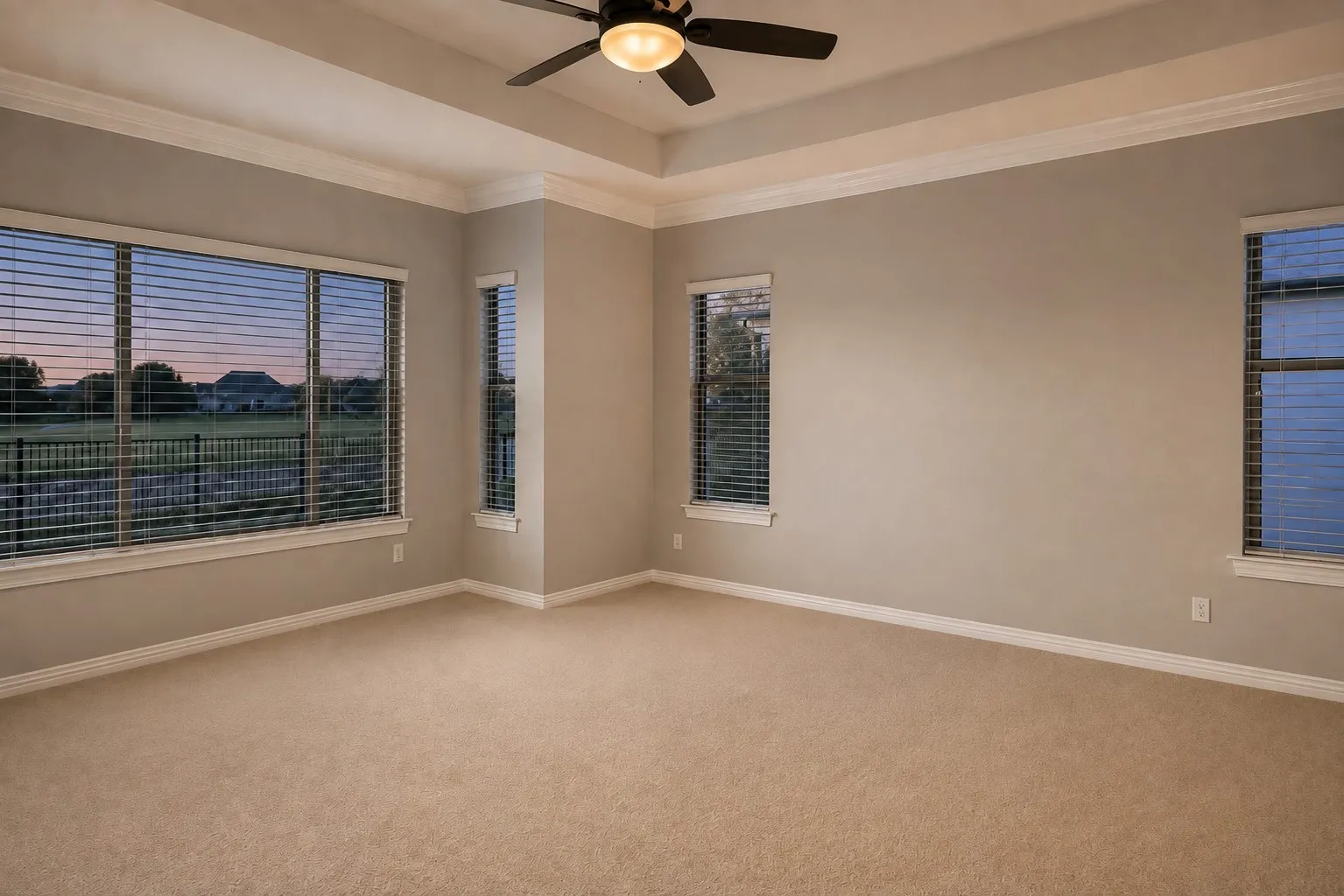Single Family Residence For Sale in Denton County , 8908 Crestview, Denton, Texas 76207, 2 Bedroom, 3 Bathroom, 3 Garage spaces, 2,952 Sqft, built in 2011, mls#21343944, Real Estate Agent in Denton, Homes For Sale in Denton county, Homes For Sale in Denton, Realtor in Denton Texas, Real Estate Brokerage Independent Realty Texas, Luminita Cordes Realtor