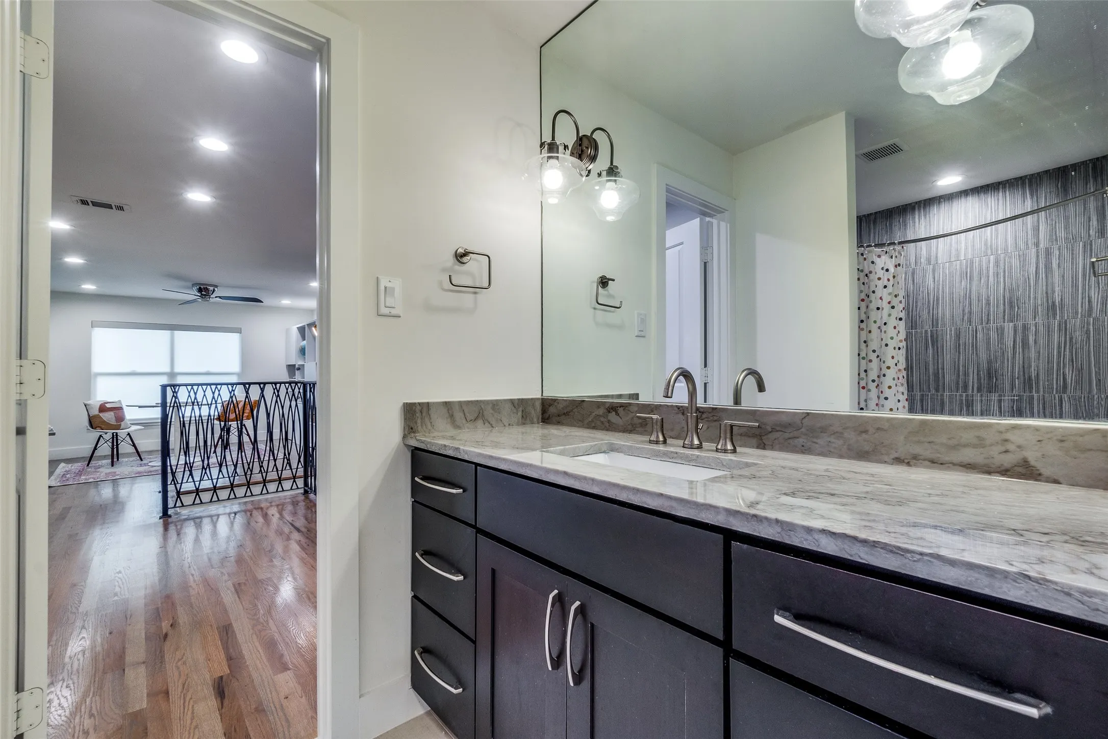 Single Family Residence For Sale in Dallas County , 5908 Melshire Drive, Dallas, Texas 75230, 4 Bedroom, 5 Bathroom, 2 Garage spaces, 4,169 Sqft, built in 1958, mls#21384717, Real Estate Agent in Dallas, Homes For Sale in Dallas county, Homes For Sale in Dallas, Realtor in Dallas Texas, Real Estate Brokerage Independent Realty Texas, Luminita Cordes Realtor