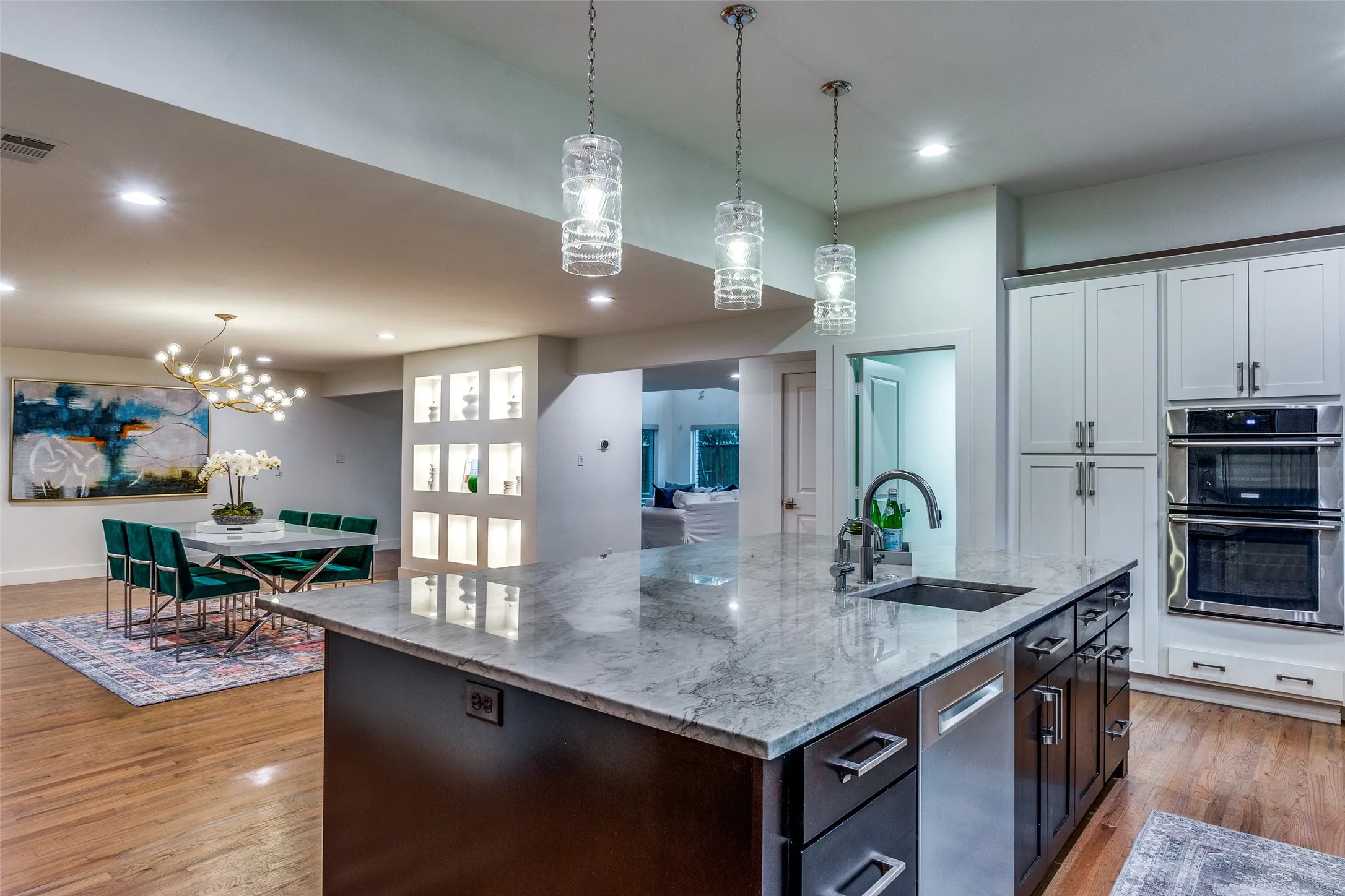 Single Family Residence For Sale in Dallas County , 5908 Melshire Drive, Dallas, Texas 75230, 4 Bedroom, 5 Bathroom, 2 Garage spaces, 4,169 Sqft, built in 1958, mls#21384717, Real Estate Agent in Dallas, Homes For Sale in Dallas county, Homes For Sale in Dallas, Realtor in Dallas Texas, Real Estate Brokerage Independent Realty Texas, Luminita Cordes Realtor
