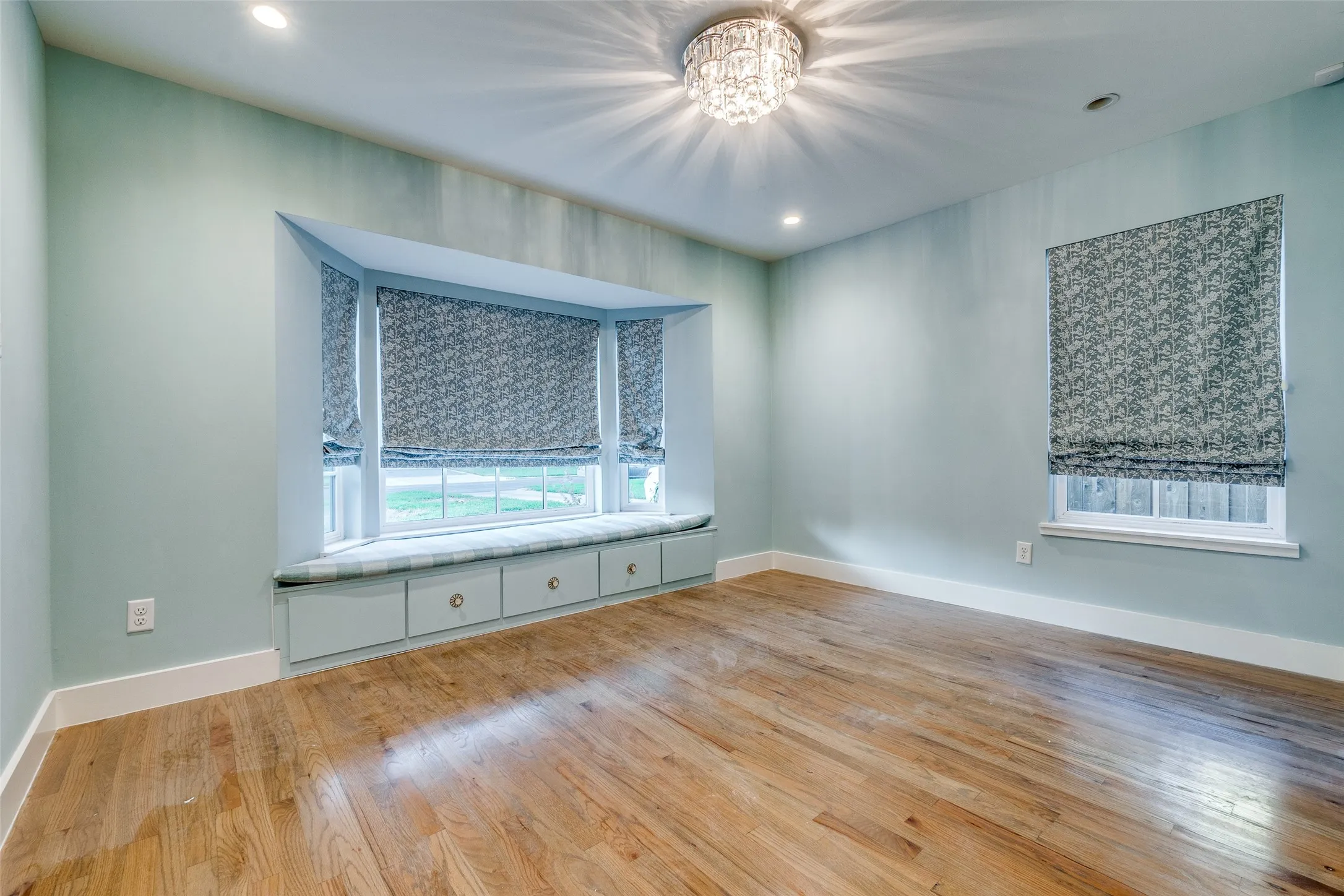 Single Family Residence For Sale in Dallas County , 5908 Melshire Drive, Dallas, Texas 75230, 4 Bedroom, 5 Bathroom, 2 Garage spaces, 4,169 Sqft, built in 1958, mls#21384717, Real Estate Agent in Dallas, Homes For Sale in Dallas county, Homes For Sale in Dallas, Realtor in Dallas Texas, Real Estate Brokerage Independent Realty Texas, Luminita Cordes Realtor