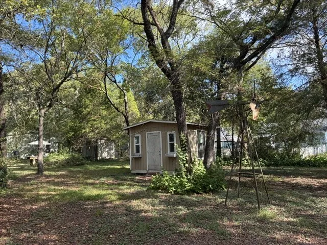 Single Family Residence For Sale in Henderson County , 14344 Jim Bowie, Log Cabin, Texas 75148, 3 Bedroom, 2 Bathroom, Garage spaces, 1,652 Sqft, built in 1973, mls#21386301, Real Estate Agent in Log Cabin, Homes For Sale in Henderson county, Homes For Sale in Log Cabin, Realtor in Log Cabin Texas, Real Estate Brokerage Independent Realty Texas, Luminita Cordes Realtor