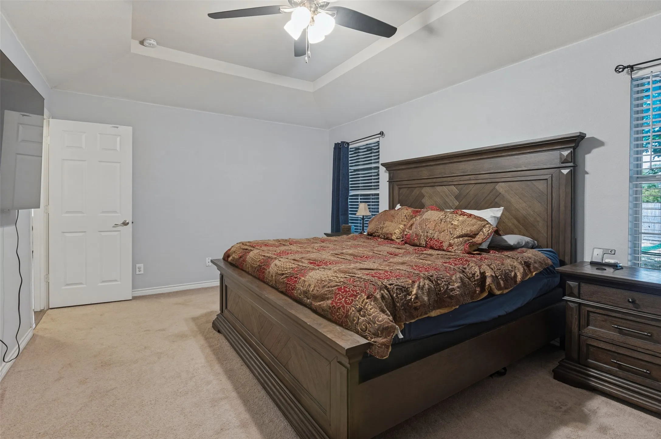 Single Family Residence For Sale in Denton County , 701 Carlisle Court, Lake Dallas, Texas 75065, 3 Bedroom, 2 Bathroom, 2 Garage spaces, 2,265 Sqft, built in 1998, mls#21386302, Real Estate Agent in Lake Dallas, Homes For Sale in Denton county, Homes For Sale in Lake Dallas, Realtor in Lake Dallas Texas, Real Estate Brokerage Independent Realty Texas, Luminita Cordes Realtor