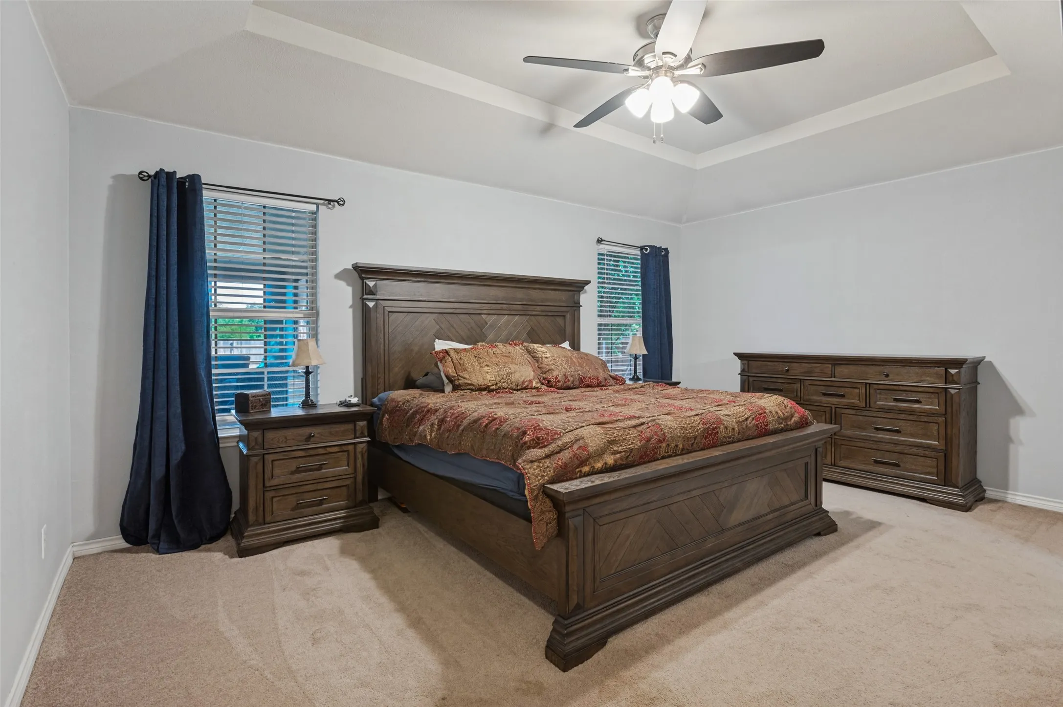 Single Family Residence For Sale in Denton County , 701 Carlisle Court, Lake Dallas, Texas 75065, 3 Bedroom, 2 Bathroom, 2 Garage spaces, 2,265 Sqft, built in 1998, mls#21386302, Real Estate Agent in Lake Dallas, Homes For Sale in Denton county, Homes For Sale in Lake Dallas, Realtor in Lake Dallas Texas, Real Estate Brokerage Independent Realty Texas, Luminita Cordes Realtor