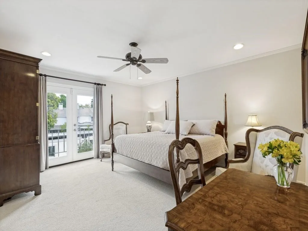 Condominium For Rent in Dallas County , 7617 Riverbrook Drive, Dallas, Texas 75230, 3 Bedroom, 3 Bathroom, Garage spaces, 1,630 Sqft, built in 1969, mls#21385474, Real Estate Agent in Dallas, Homes For Rent in Dallas county, Homes For Rent in Dallas, Realtor in Dallas Texas, Real Estate Brokerage Independent Realty Texas, Luminita Cordes Realtor